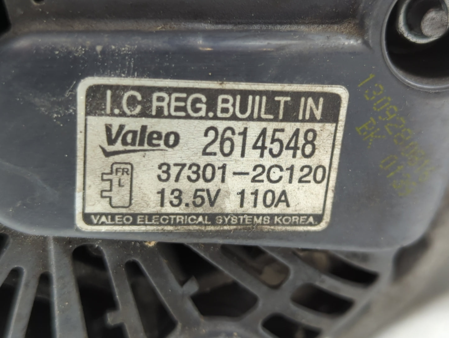 2013-2014 Hyundai Genesis Alternator Replacement Generator Charging Assembly Engine OEM P/N:37301-2C120 Fits Fits 2013 2014 