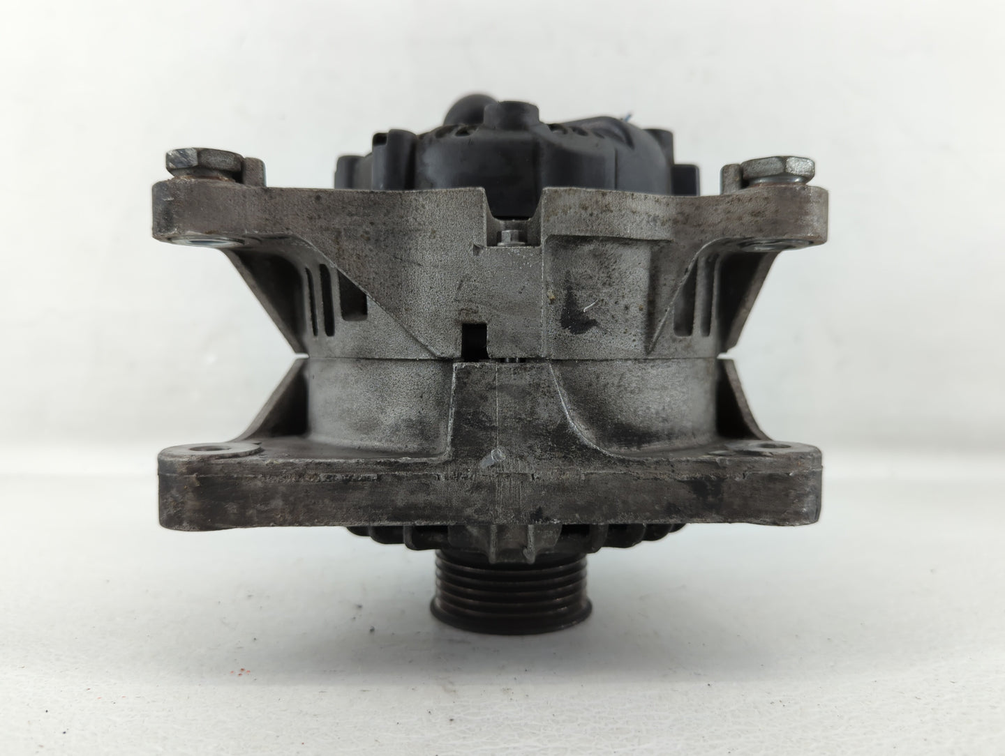 2013-2014 Hyundai Genesis Alternator Replacement Generator Charging Assembly Engine OEM P/N:37301-2C120 Fits Fits 2013 2014 