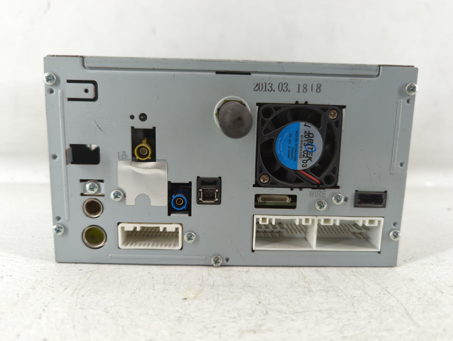 2013-2015 Hyundai Genesis Am Fm Cd Player Radio Receiver - Oemusedautoparts1.com