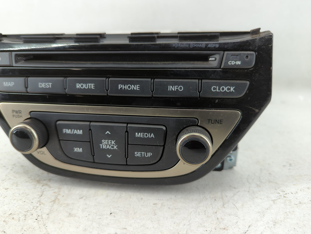 2013-2015 Hyundai Genesis Am Fm Cd Player Radio Receiver 554999 - Oemusedautoparts1.com