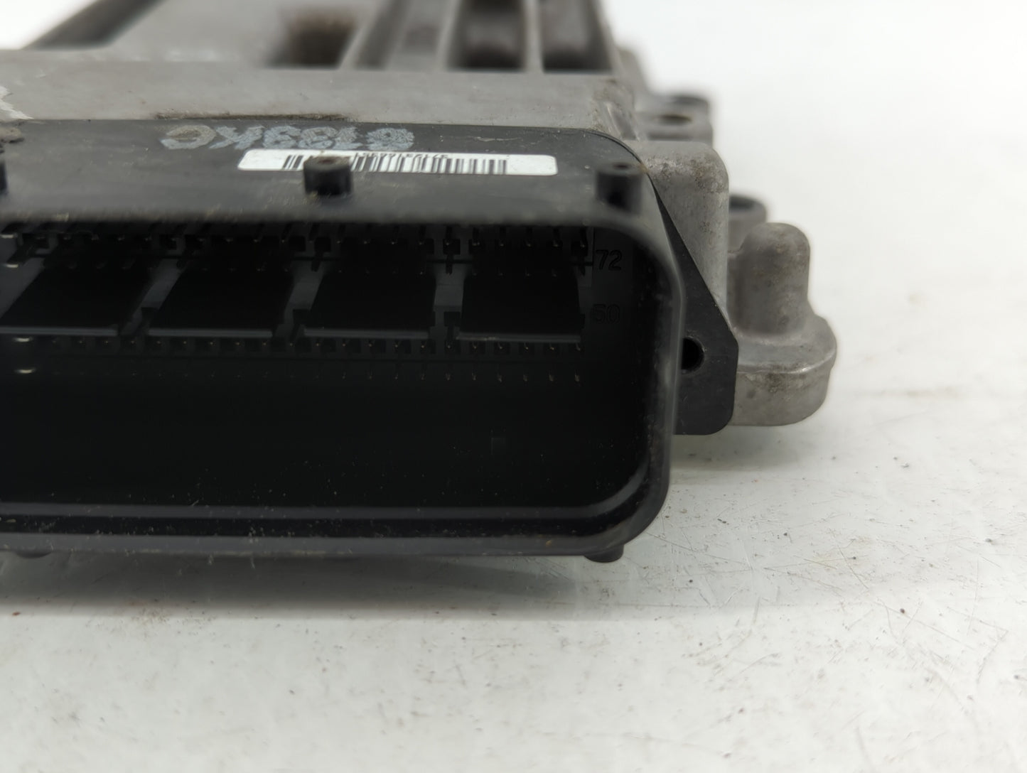 2013-2014 Hyundai Genesis Chassis Control Module Ccm Bcm Body Control - Oemusedautoparts1.com
