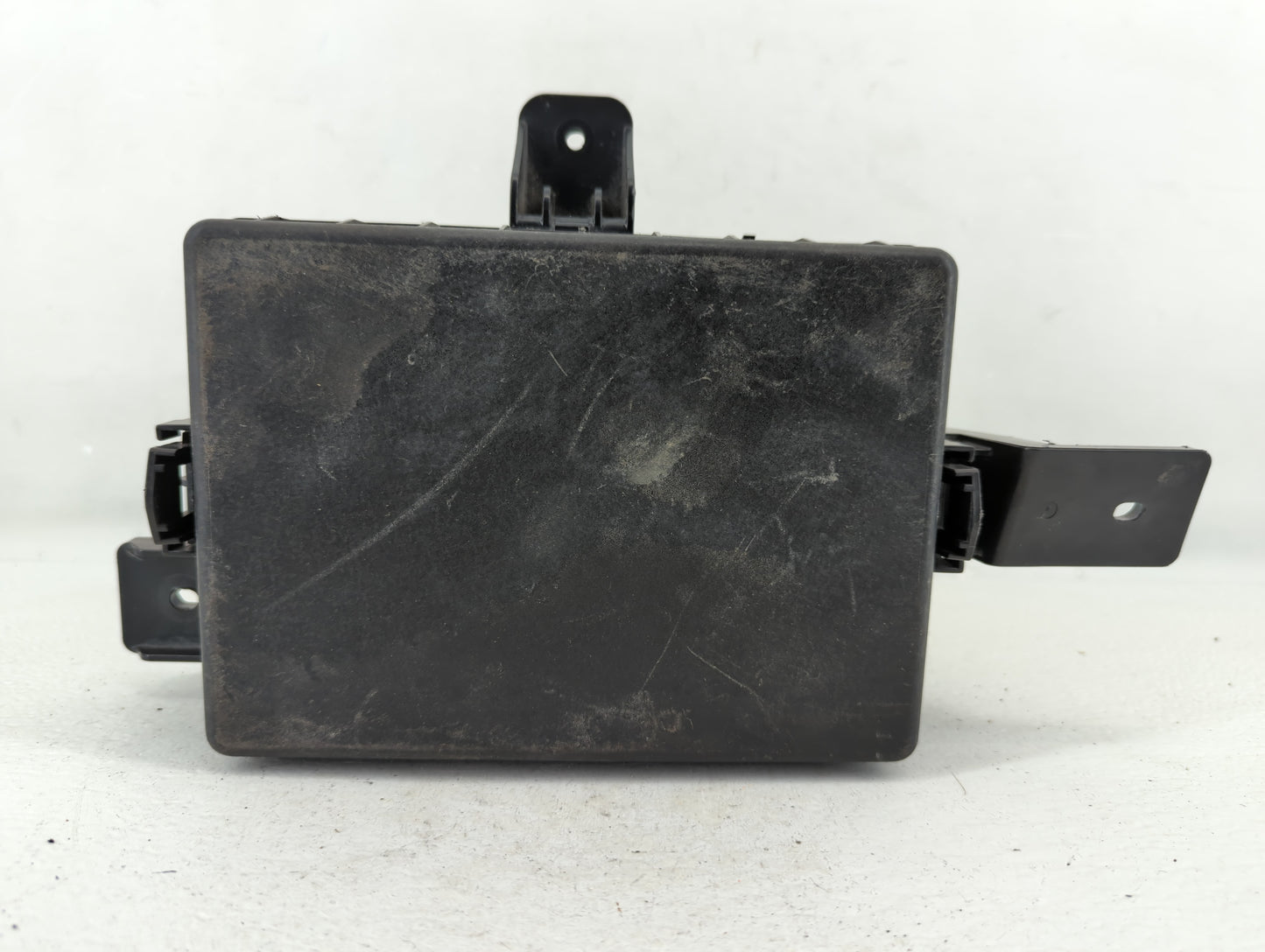 2013-2014 Hyundai Genesis Fusebox Fuse Box Panel Relay Module P/N:91264 2M561 Fits Fits 2013 2014 OEM Used Auto Parts - Oemu