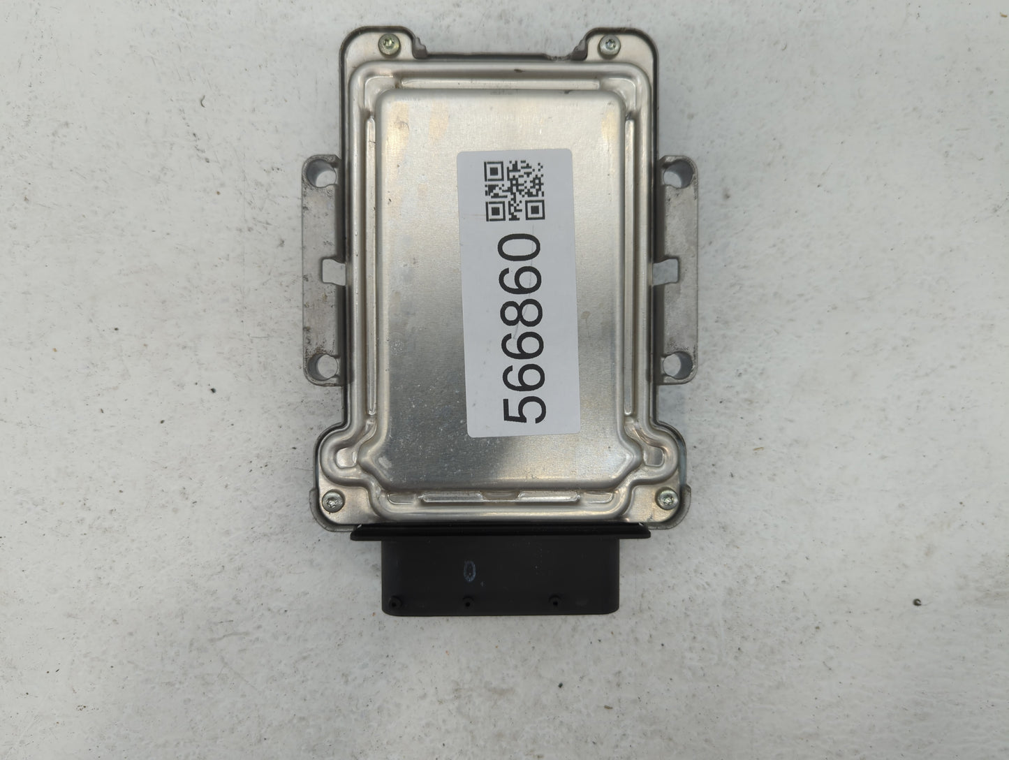2013-2014 Hyundai Genesis Chassis Control Module Ccm Bcm Body Control - Oemusedautoparts1.com
