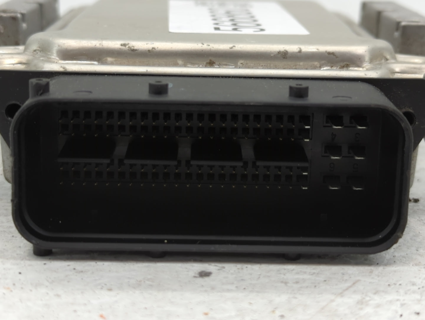 2013-2014 Hyundai Genesis Chassis Control Module Ccm Bcm Body Control - Oemusedautoparts1.com