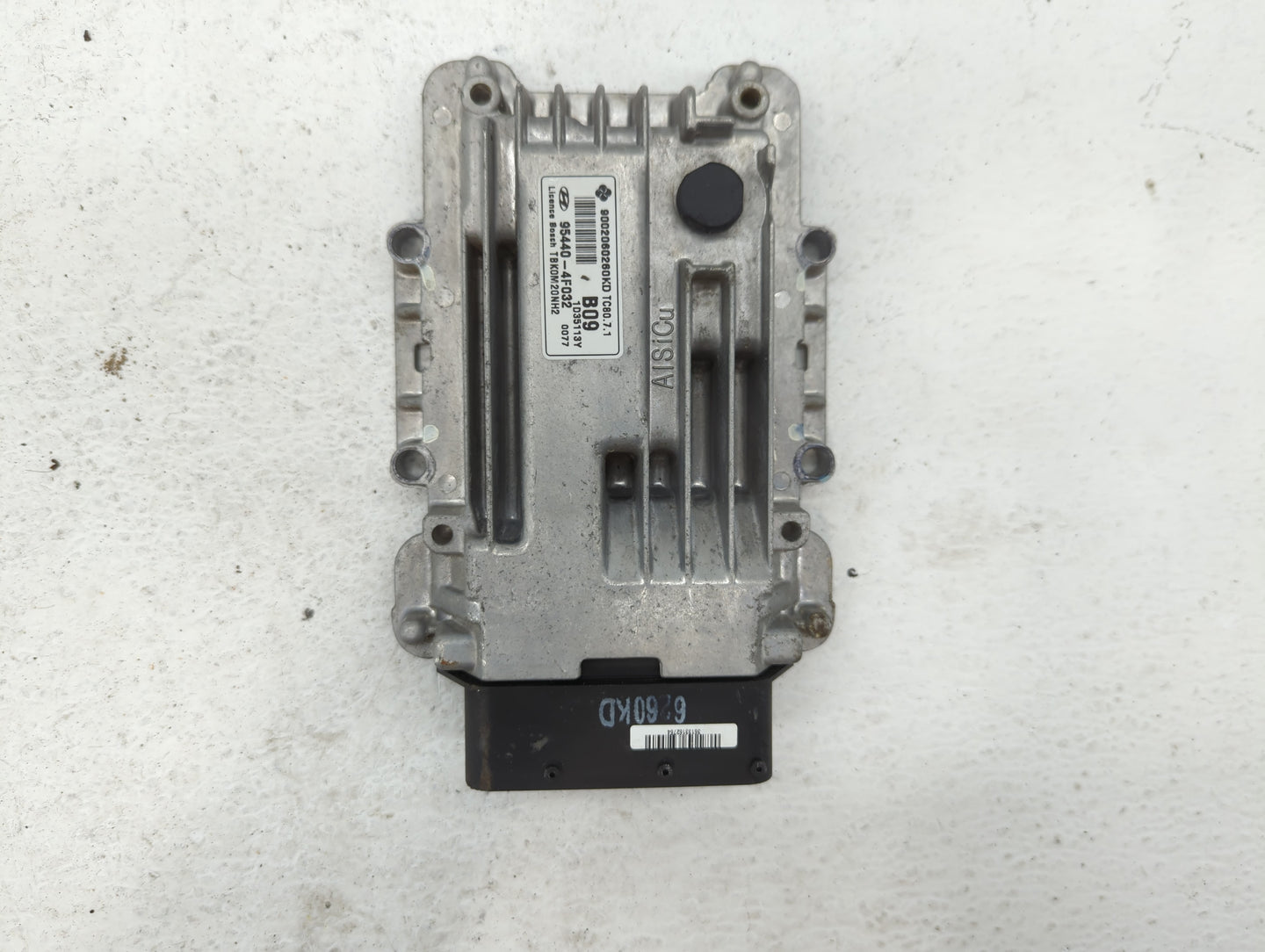 2013-2014 Hyundai Genesis Chassis Control Module Ccm Bcm Body Control - Oemusedautoparts1.com