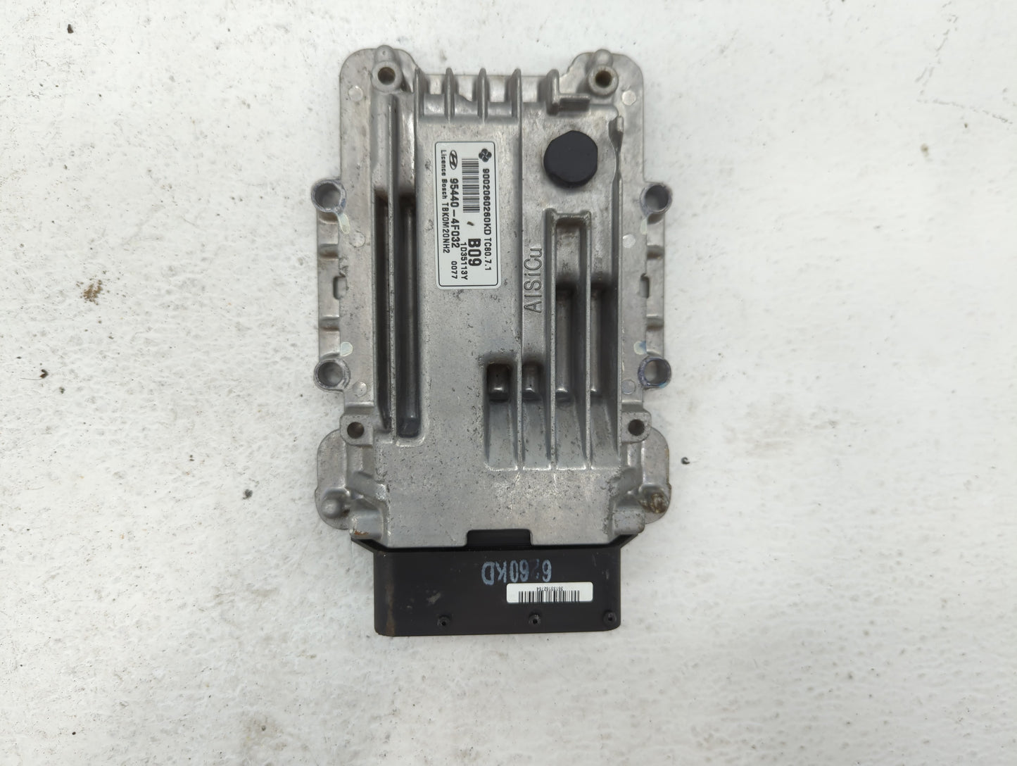 2013-2014 Hyundai Genesis Chassis Control Module Ccm Bcm Body Control - Oemusedautoparts1.com