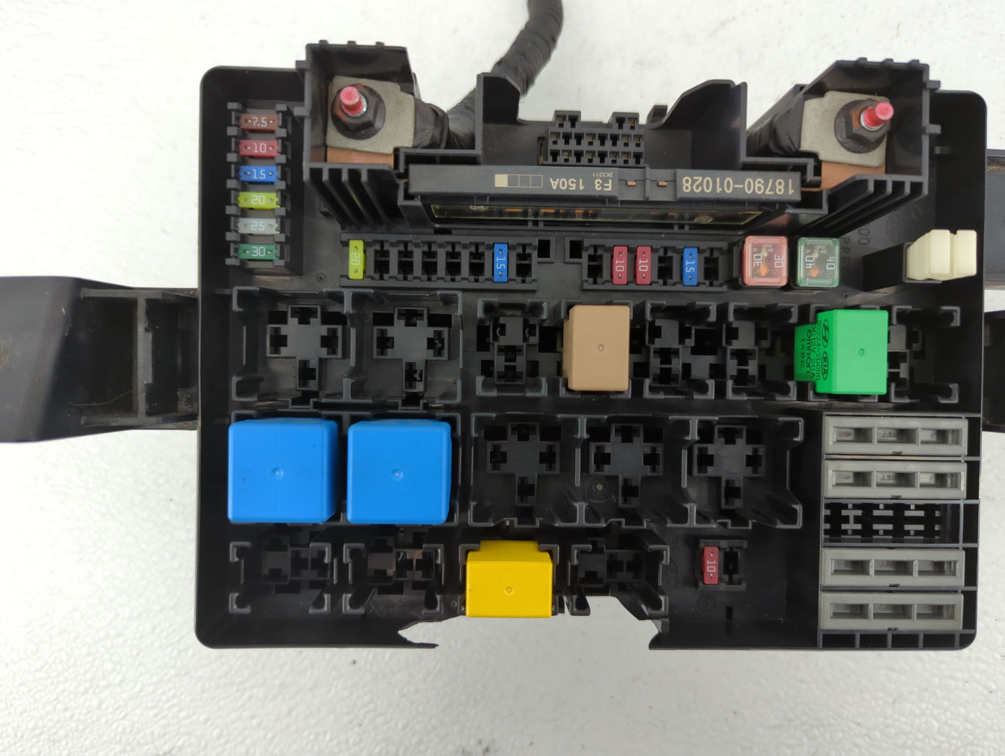 2013-2014 Hyundai Genesis Fusebox Fuse Box Panel Relay Module P/N:91264-2M901 Fits Fits 2013 2014 OEM Used Auto Parts - Oemu