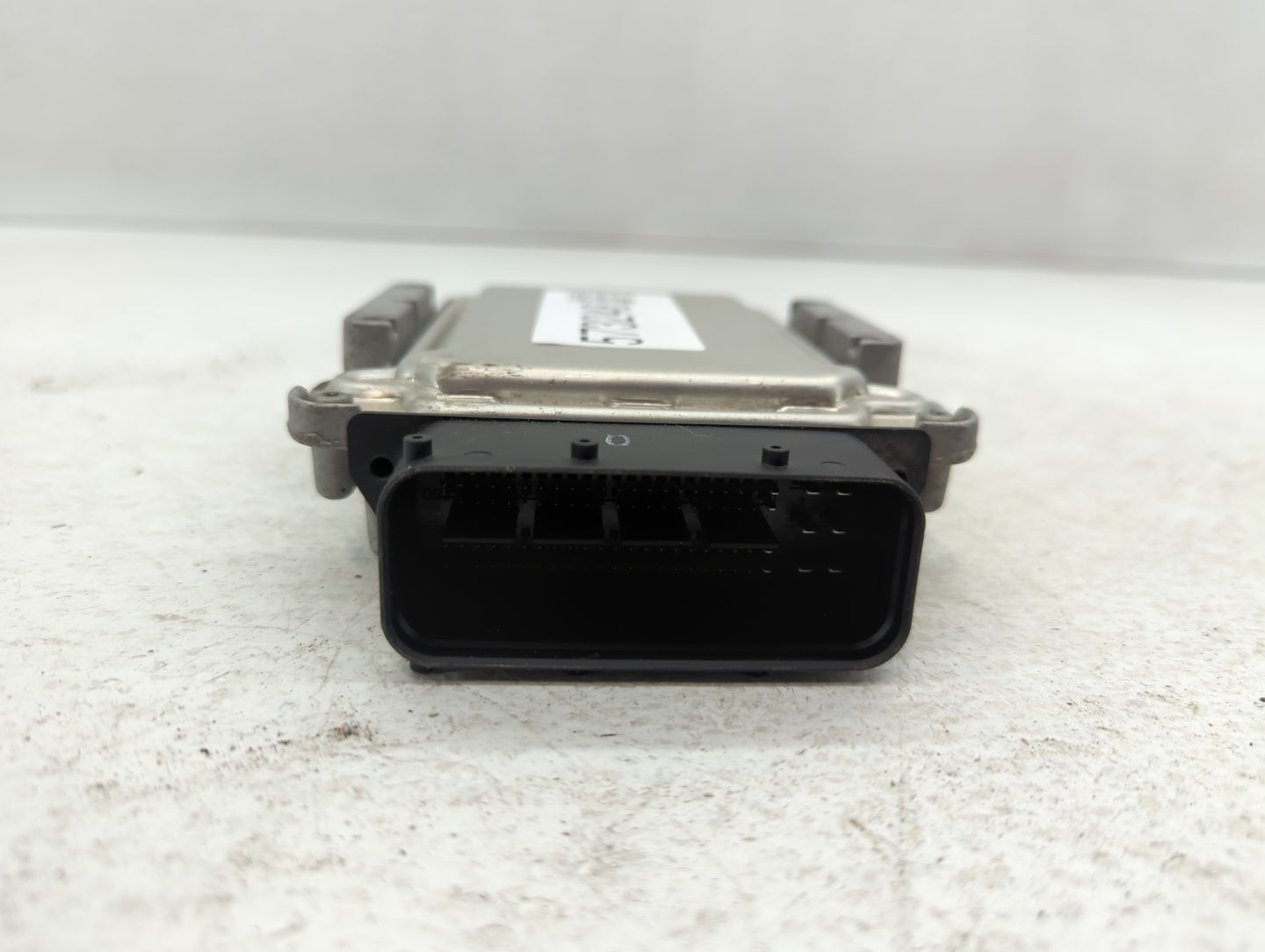 2013-2014 Hyundai Genesis Chassis Control Module Ccm Bcm Body Control - Oemusedautoparts1.com