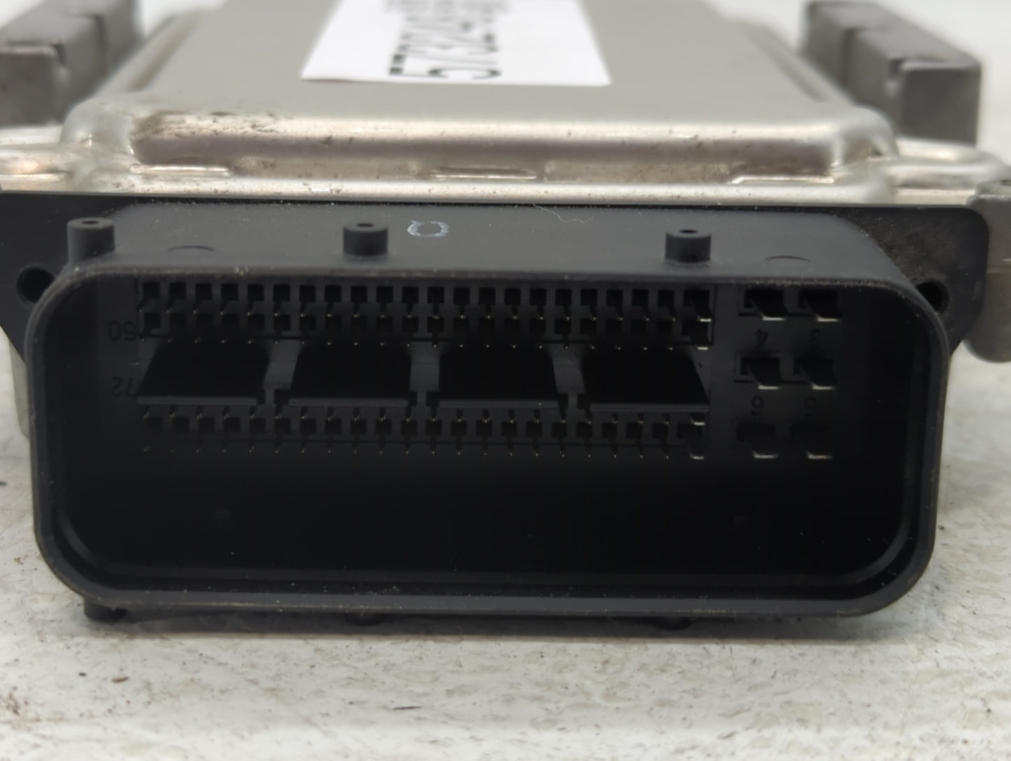 2013-2014 Hyundai Genesis Chassis Control Module Ccm Bcm Body Control - Oemusedautoparts1.com