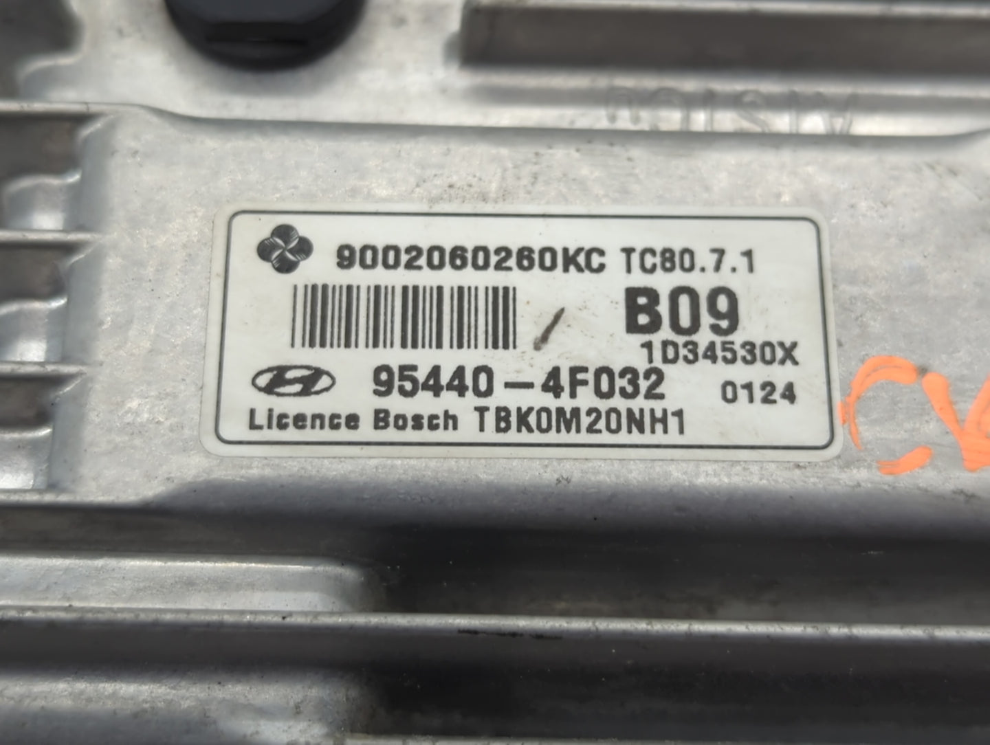 2013-2014 Hyundai Genesis Chassis Control Module Ccm Bcm Body Control - Oemusedautoparts1.com