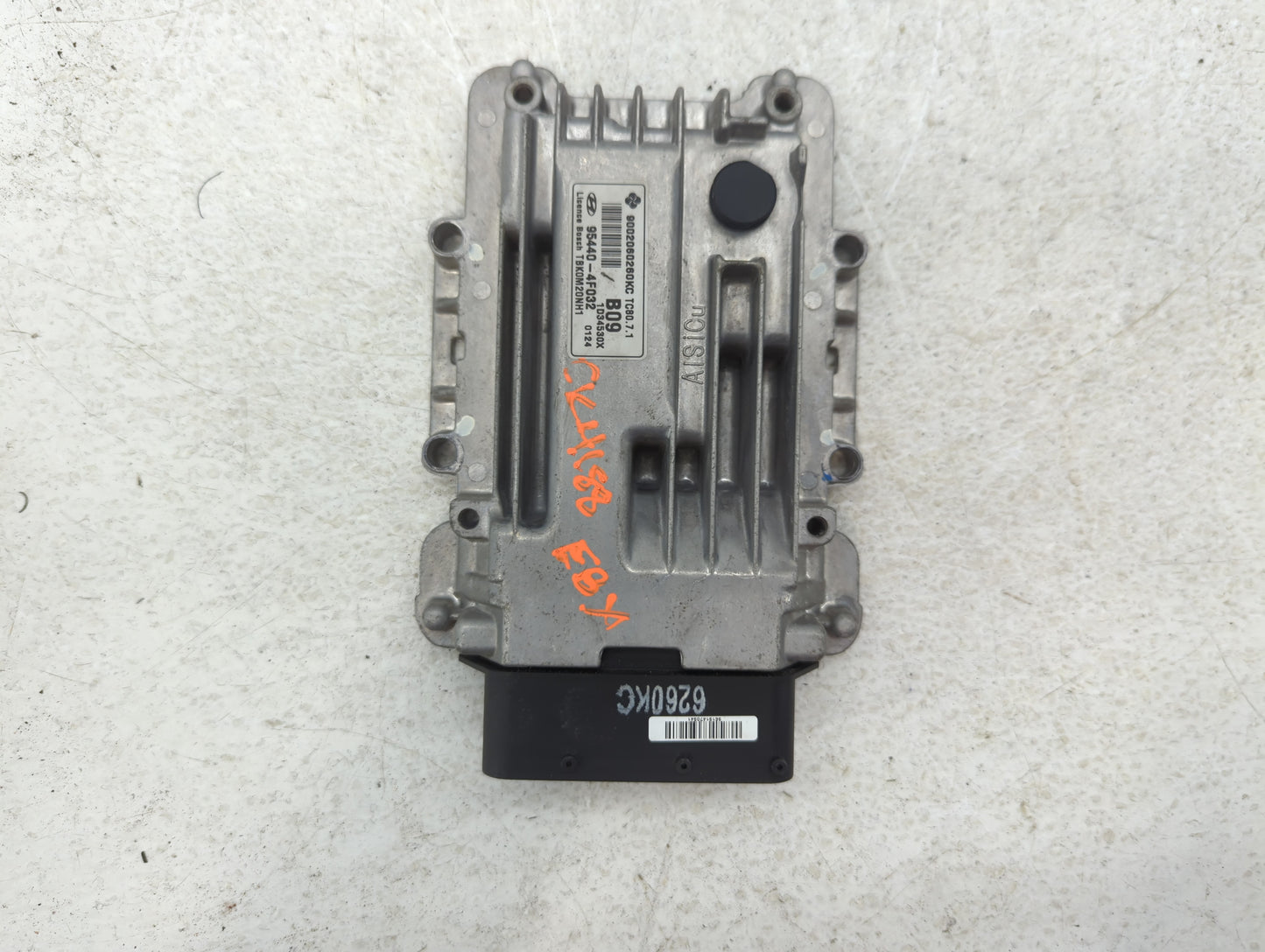 2013-2014 Hyundai Genesis Chassis Control Module Ccm Bcm Body Control - Oemusedautoparts1.com