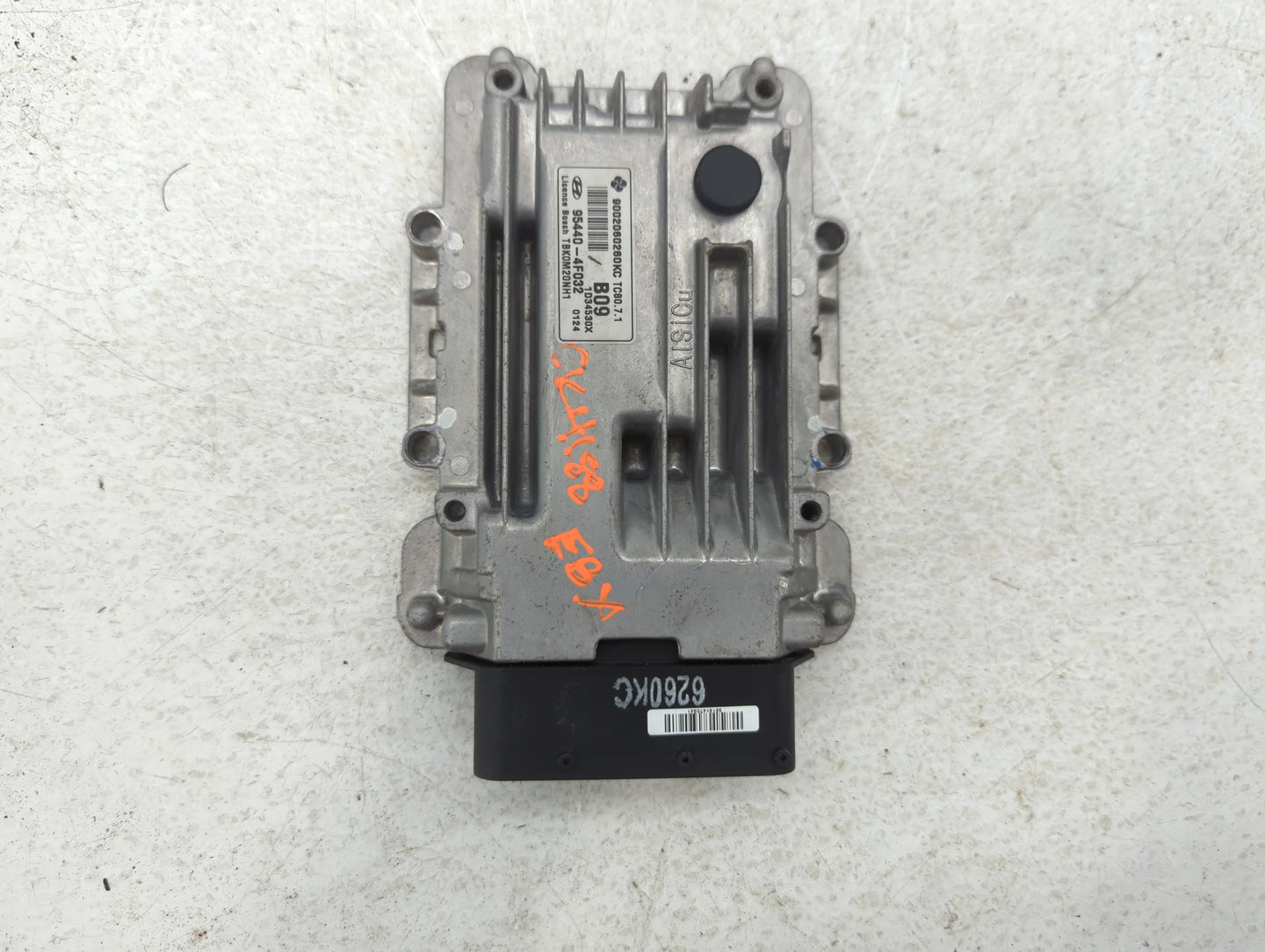 2013-2014 Hyundai Genesis Chassis Control Module Ccm Bcm Body Control - Oemusedautoparts1.com
