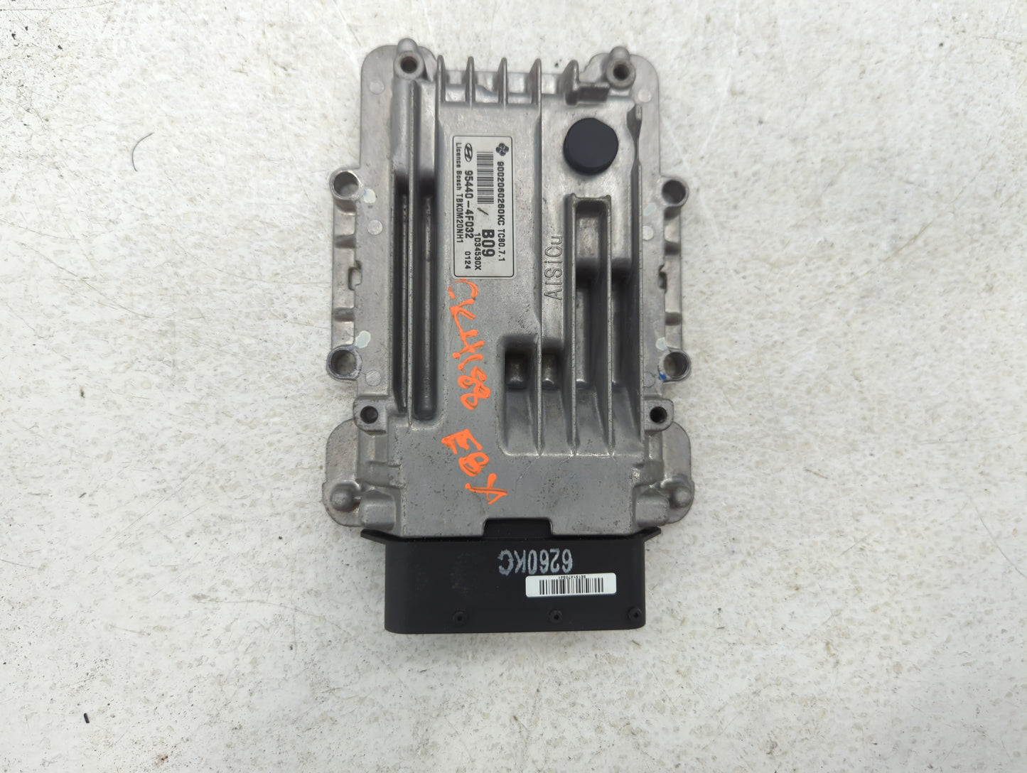 2013-2014 Hyundai Genesis Chassis Control Module Ccm Bcm Body Control - Oemusedautoparts1.com