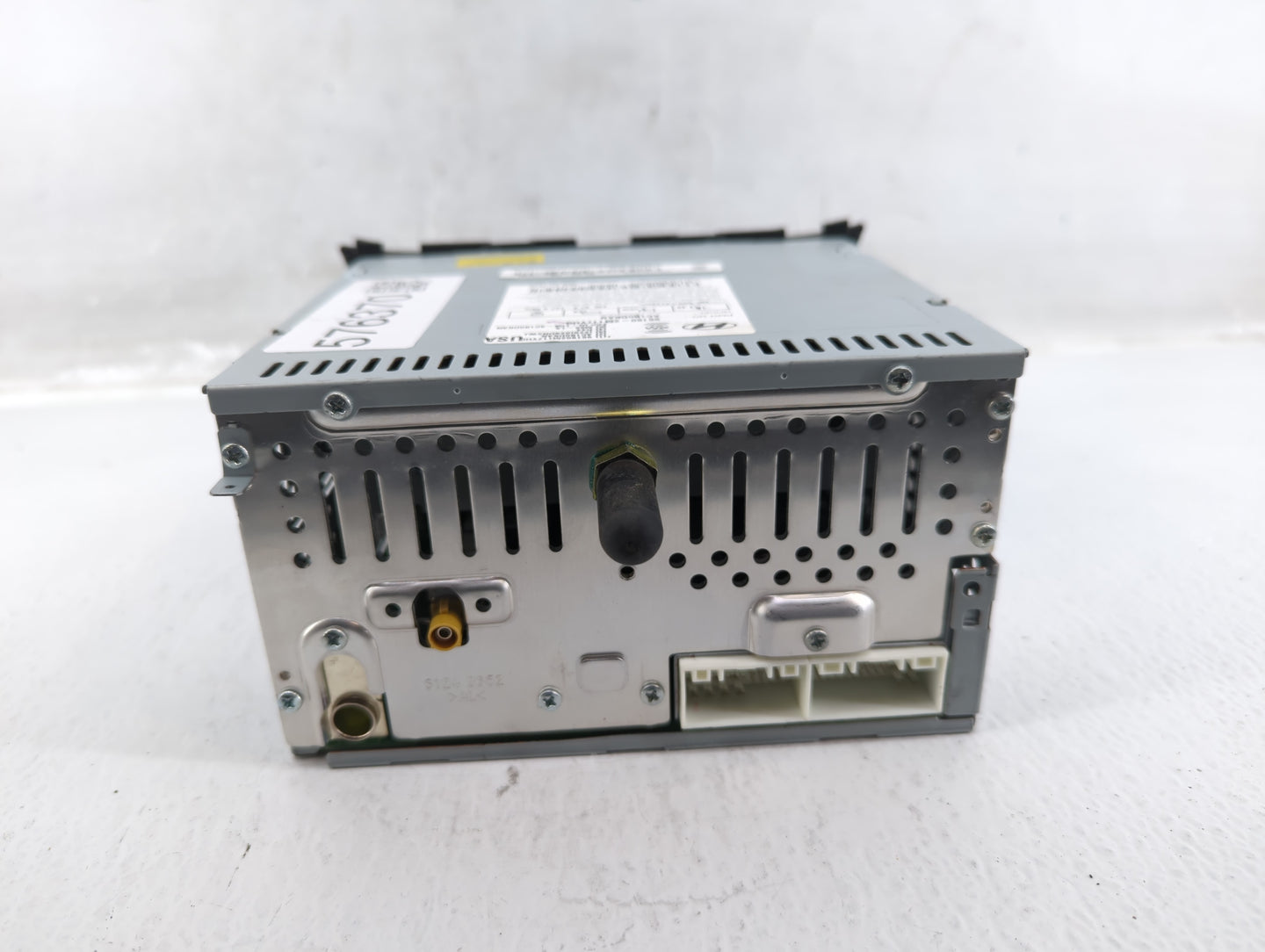 2013 Hyundai Genesis Radio AM FM Cd Player Receiver Replacement P/N:96180-2M117YHG Fits OEM Used Auto Parts - Oemusedautopar