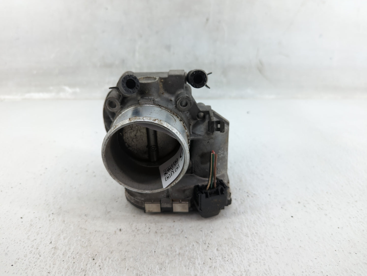 2009-2014 Hyundai Genesis Throttle Body P/N:35100-2C300 Fits Fits 2009 2010 2011 2012 2013 2014 OEM Used Auto Parts - Oemuse