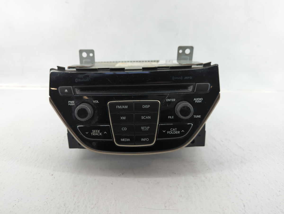 2013-2013 Hyundai Genesis Am Fm Cd Player Radio Receiver 583042 - Oemusedautoparts1.com
