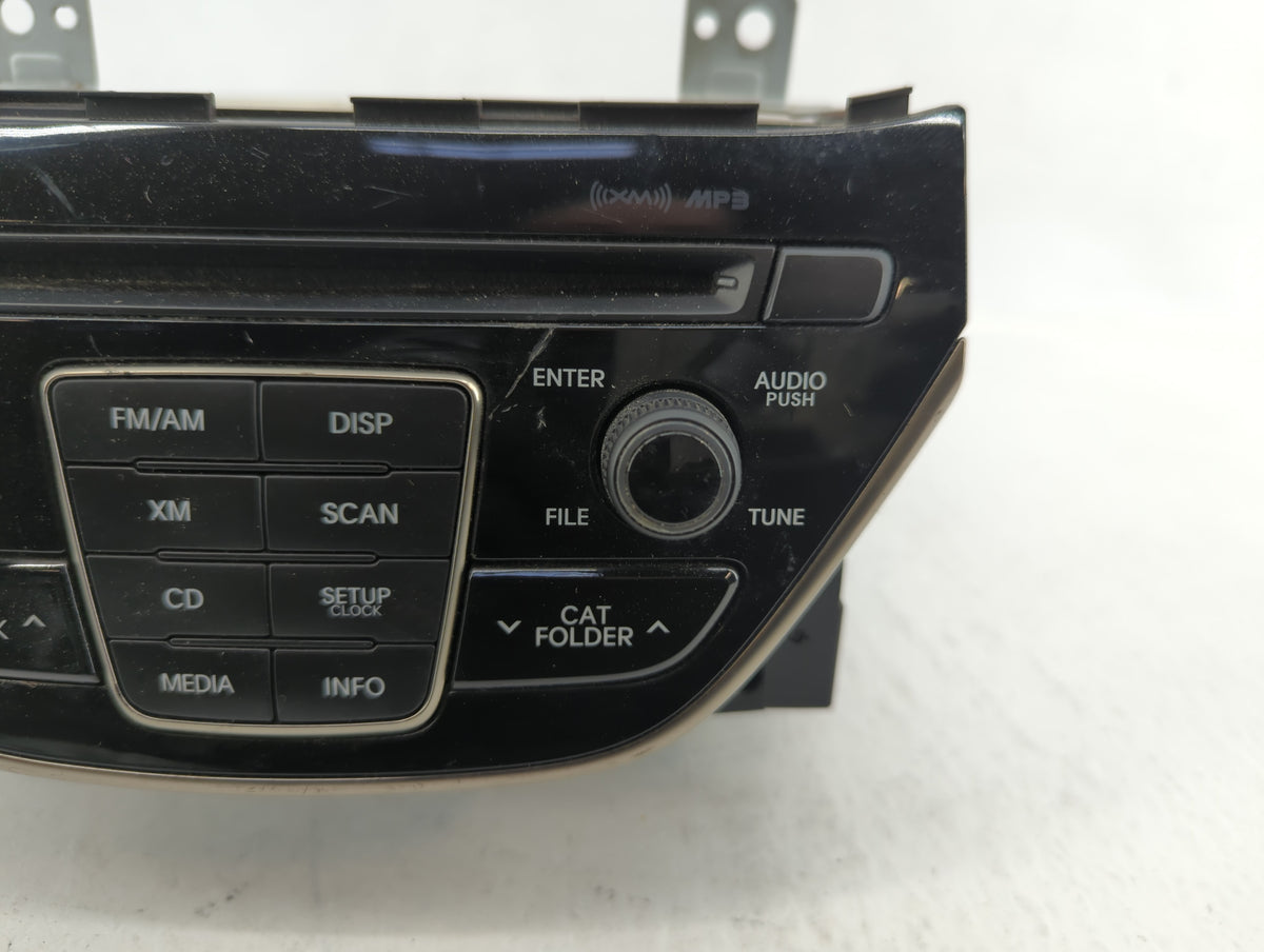 2013-2013 Hyundai Genesis Am Fm Cd Player Radio Receiver 583042 - Oemusedautoparts1.com