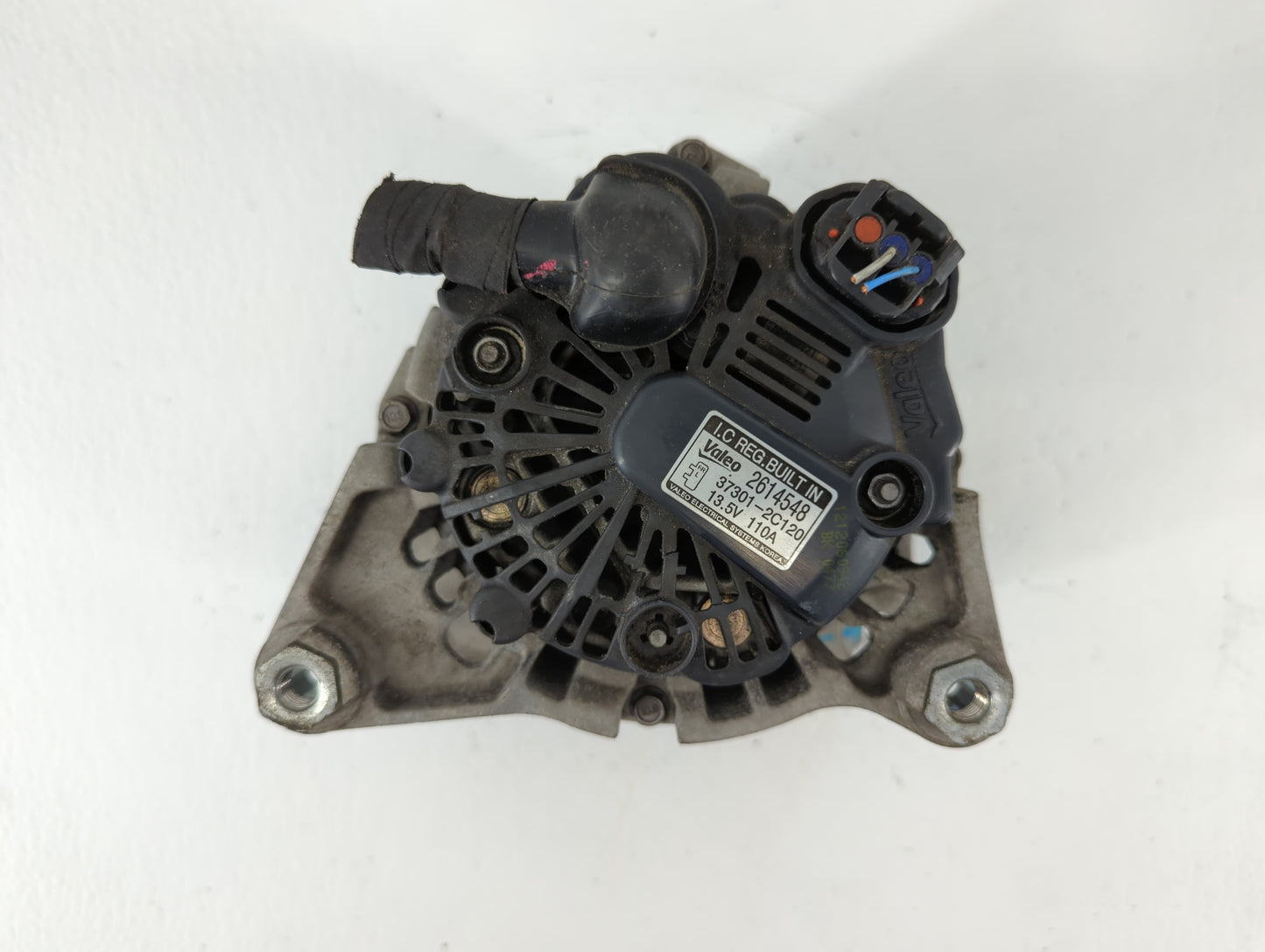 2013-2014 Hyundai Genesis Alternator Replacement Generator Charging Assembly Engine OEM P/N:37301-2C120 2614548 Fits OEM Use