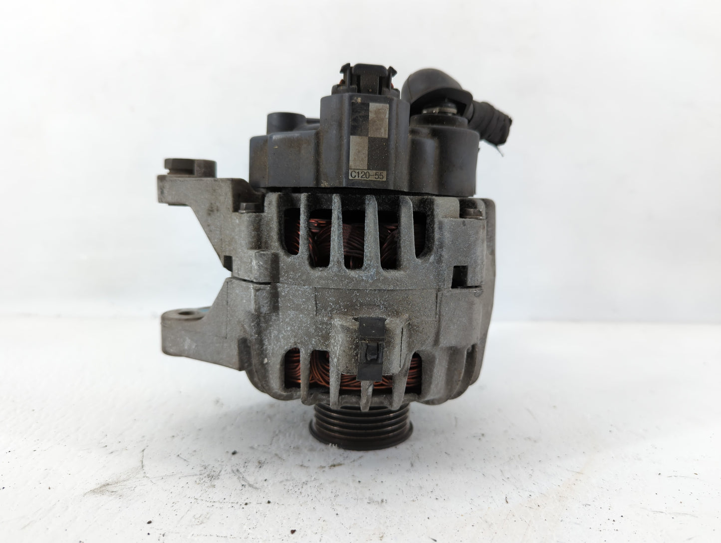 2013-2014 Hyundai Genesis Alternator Replacement Generator Charging Assembly Engine OEM P/N:37301-2C120 2614548 Fits OEM Use