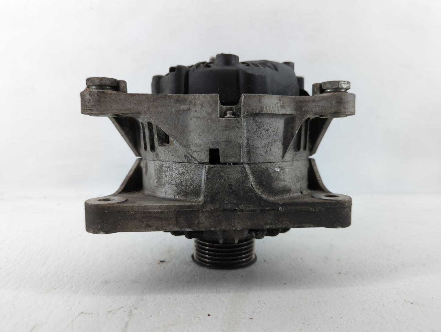 2013-2014 Hyundai Genesis Alternator Replacement Generator Charging Assembly Engine OEM P/N:37301-2C120 2614548 Fits OEM Use