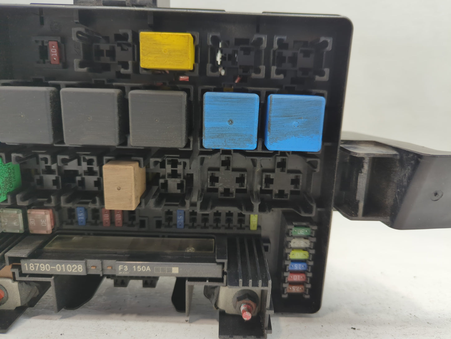 2013-2014 Hyundai Genesis Fusebox Fuse Box Panel Relay Module P/N:91264-2M801 Fits Fits 2013 2014 OEM Used Auto Parts - Oemu