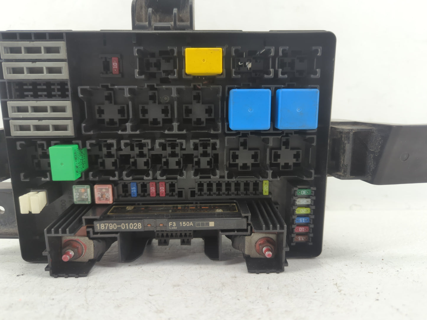 2013-2014 Hyundai Genesis Fusebox Fuse Box Panel Relay Module P/N:91264 Fits Fits 2013 2014 OEM Used Auto Parts - Oemusedaut