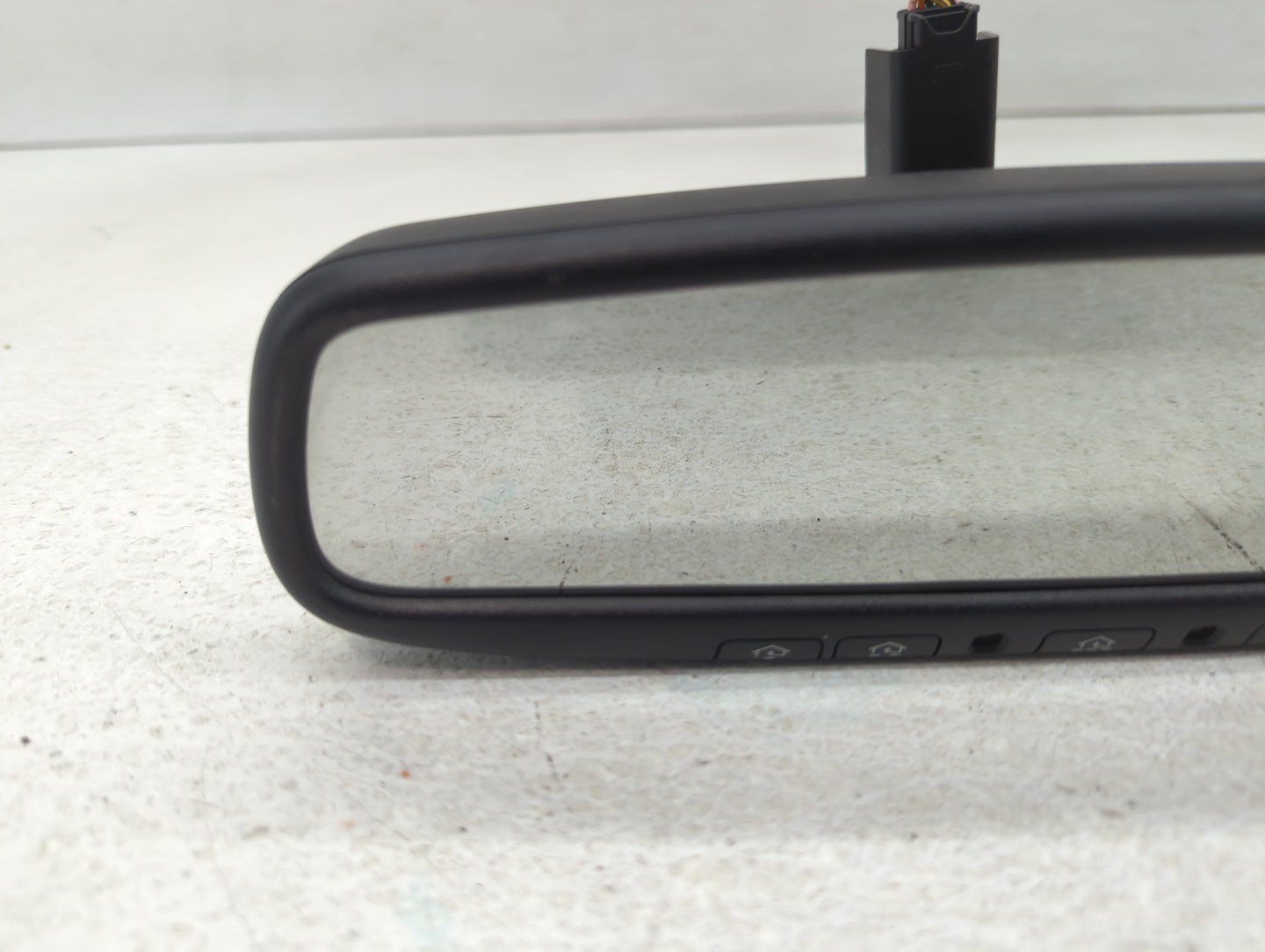 2013-2016 Hyundai Genesis Interior Rear View Mirror Replacement OEM P/N:E11028008 Fits OEM Used Auto Parts - Oemusedautopart