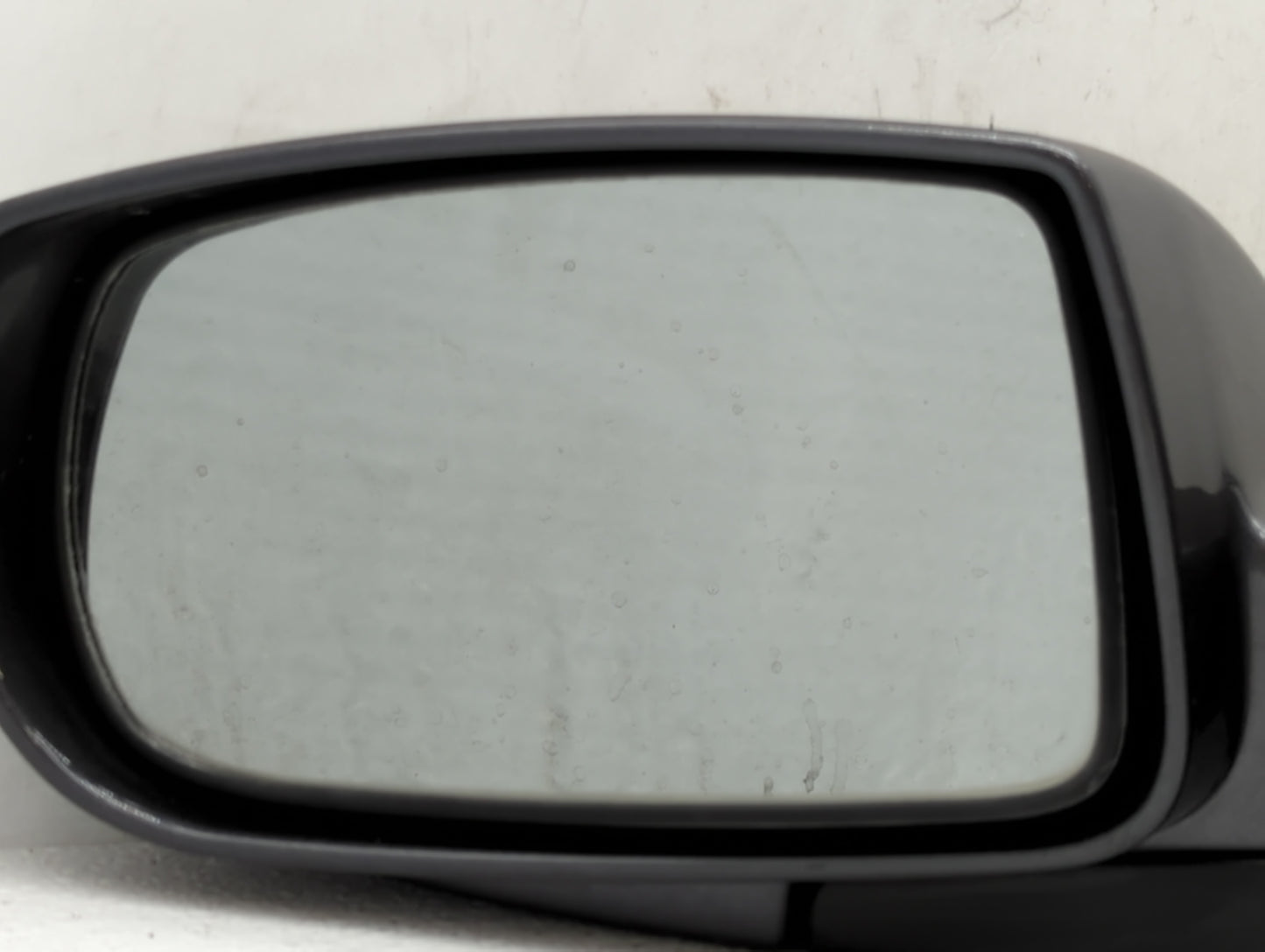 2009-2016 Hyundai Genesis Driver Side View Mirror - Left Door Mirror OEM Used - Oemusedautoparts1.com