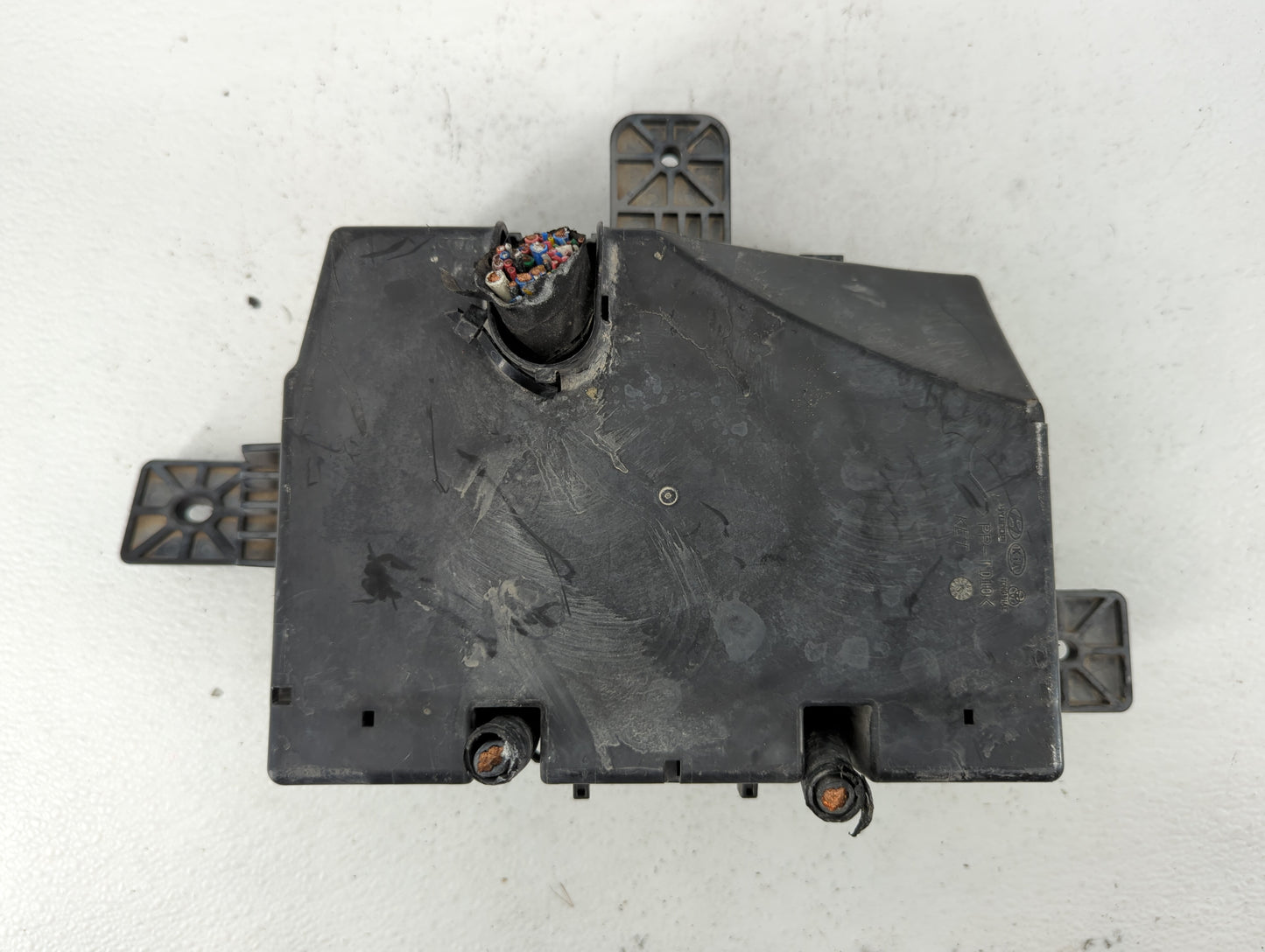 2013-2014 Hyundai Genesis Fusebox Fuse Box Panel Relay Module P/N:91264 2M801 Fits Fits 2013 2014 OEM Used Auto Parts - Oemu