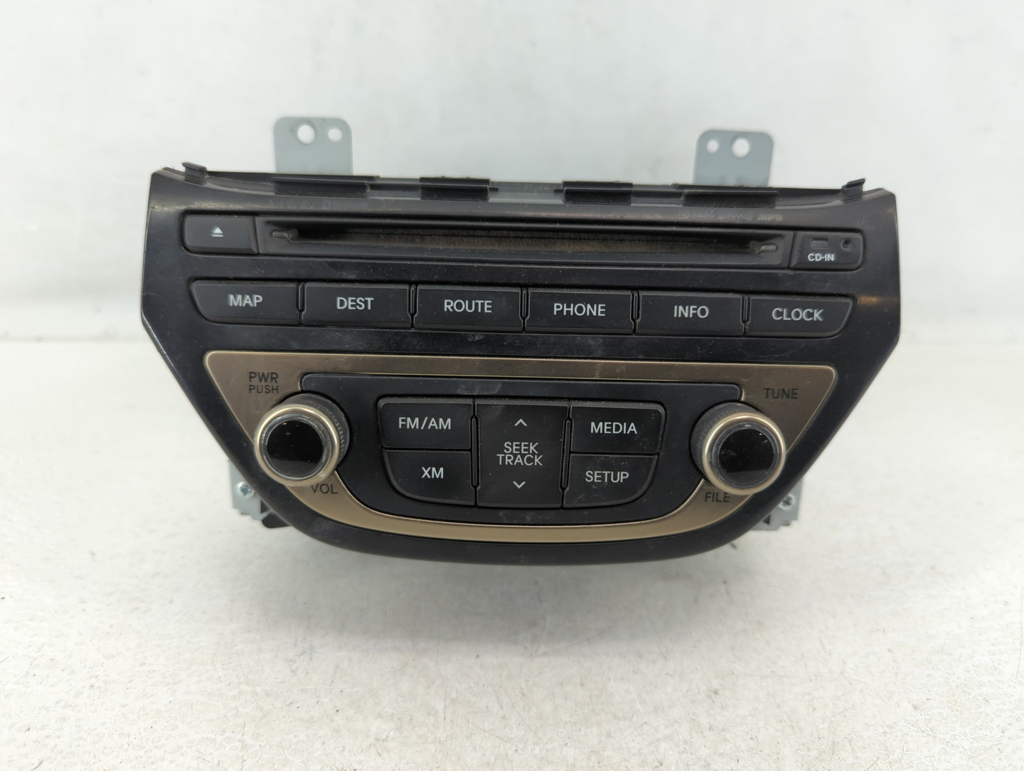 2013-2015 Hyundai Genesis Am Fm Cd Player Radio Receiver - Oemusedautoparts1.com