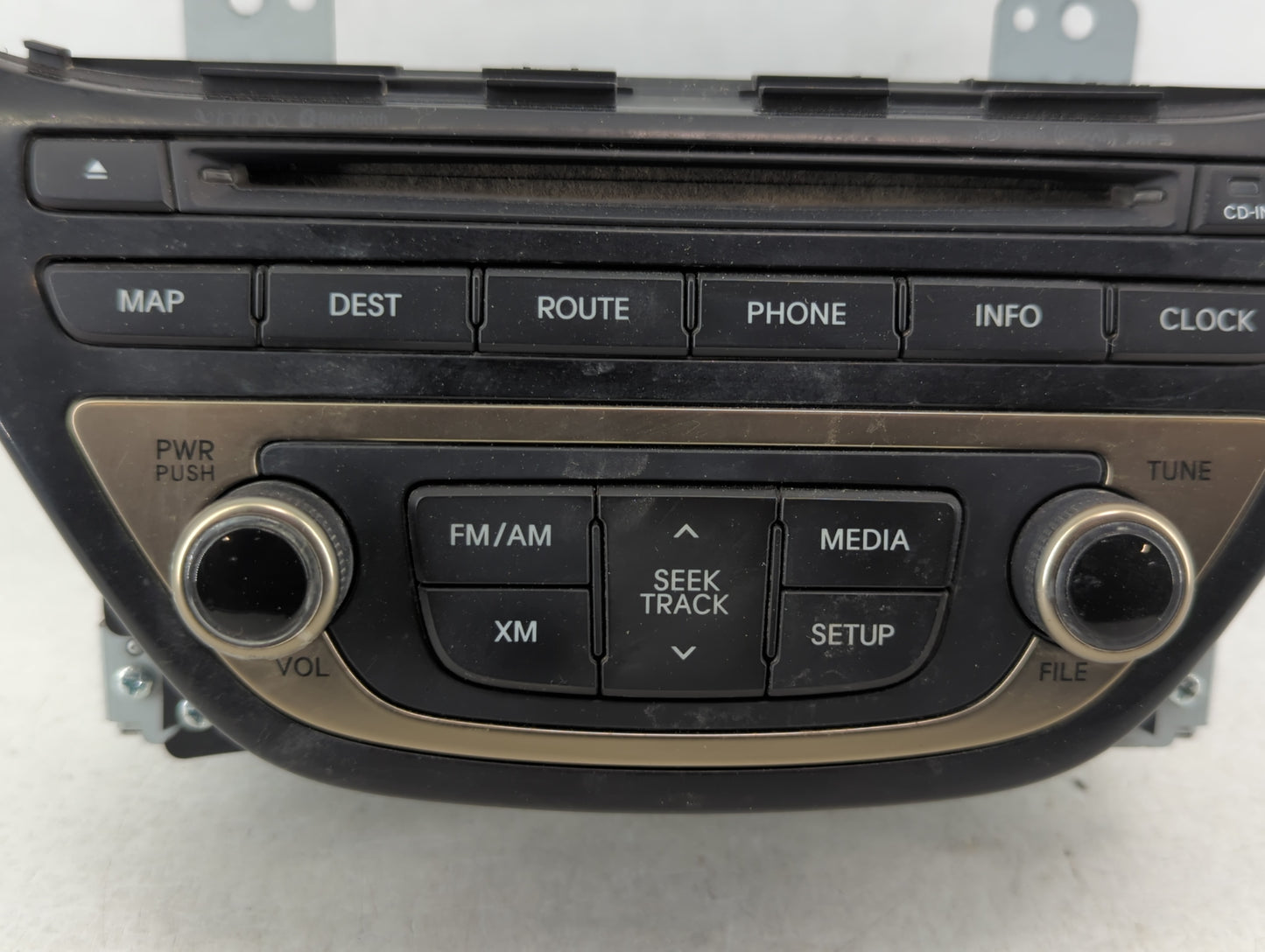 2013-2015 Hyundai Genesis Am Fm Cd Player Radio Receiver - Oemusedautoparts1.com
