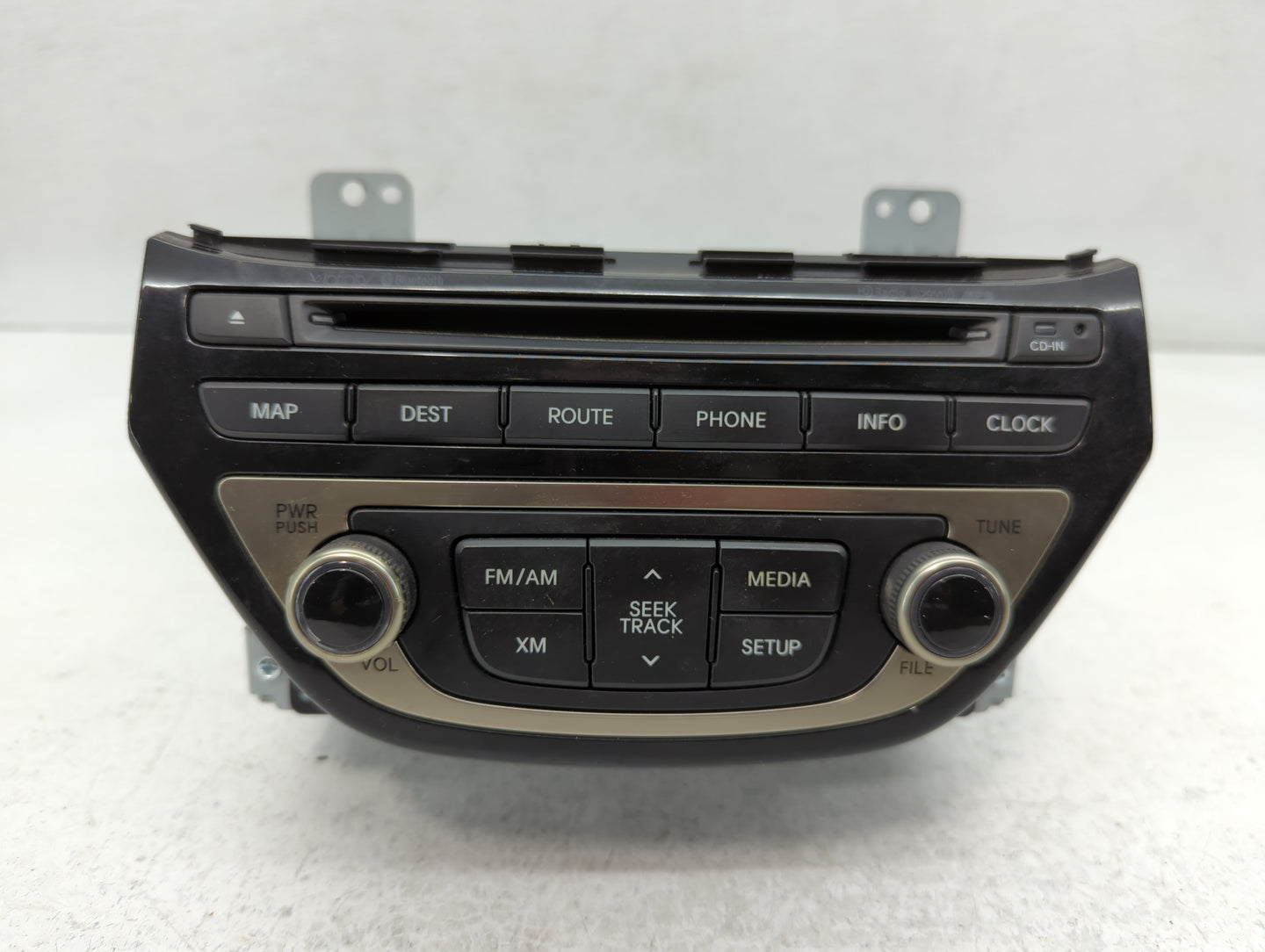 2013-2015 Hyundai Genesis Am Fm Cd Player Radio Receiver - Oemusedautoparts1.com