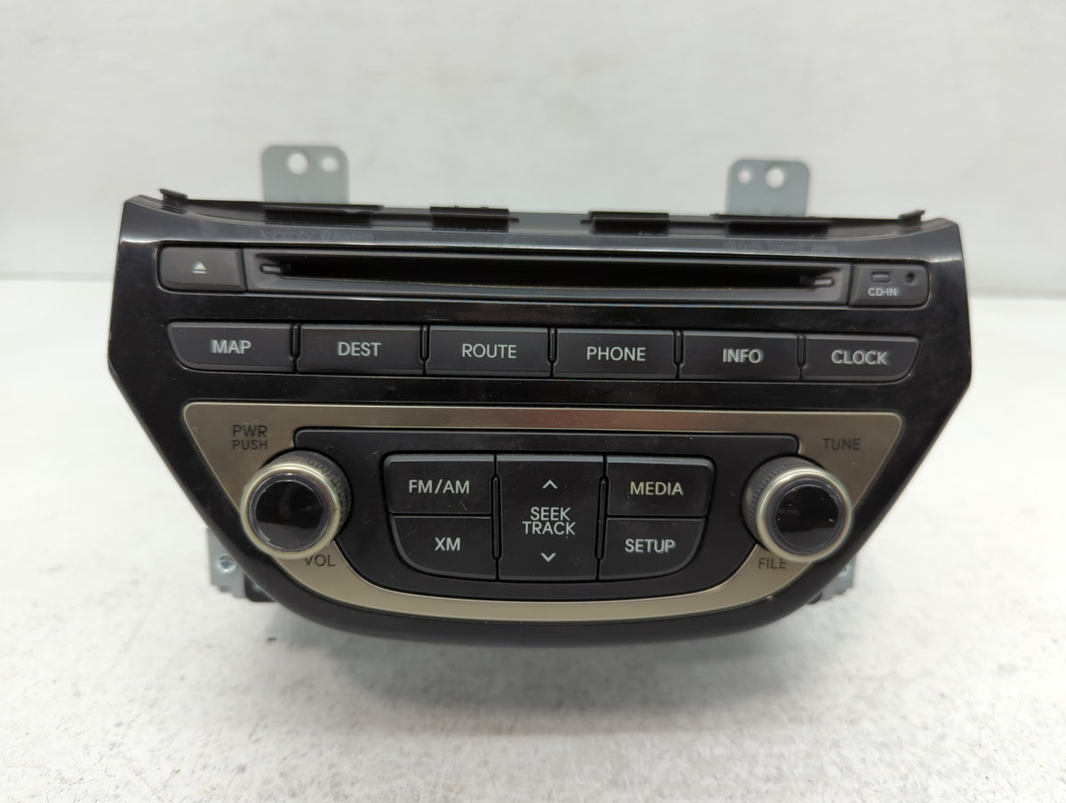 2013-2015 Hyundai Genesis Am Fm Cd Player Radio Receiver 596934 - Oemusedautoparts1.com