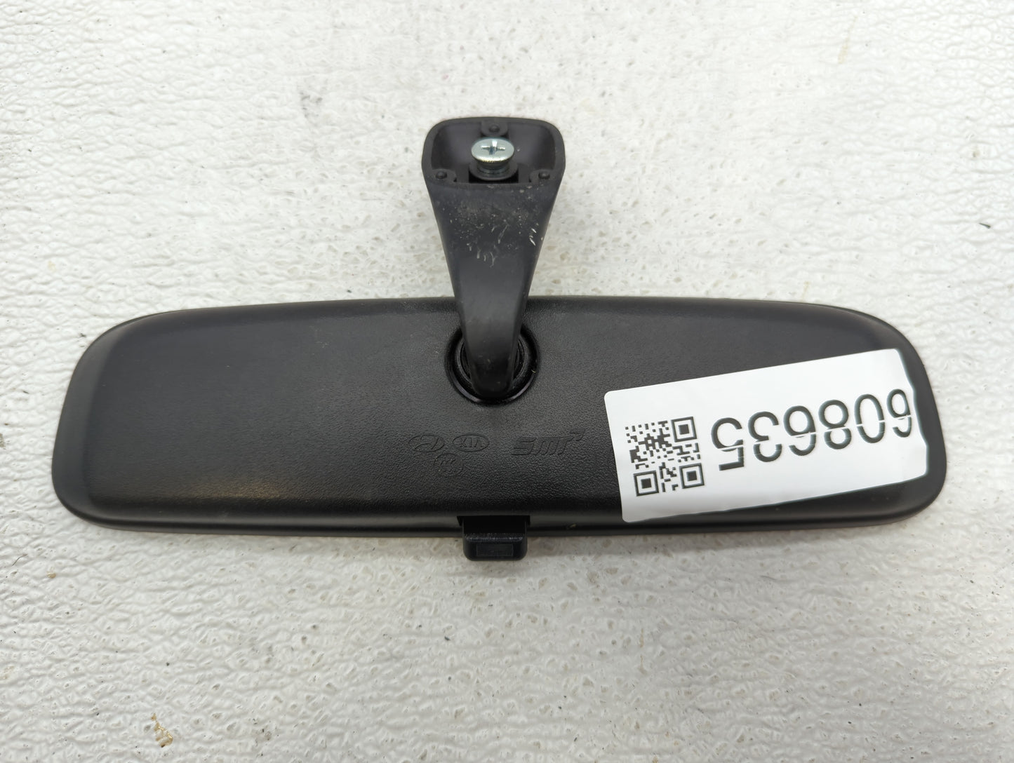 2009-2016 Hyundai Genesis Interior Rear View Mirror Replacement OEM P/N:E4012143 Fits OEM Used Auto Parts - Oemusedautoparts