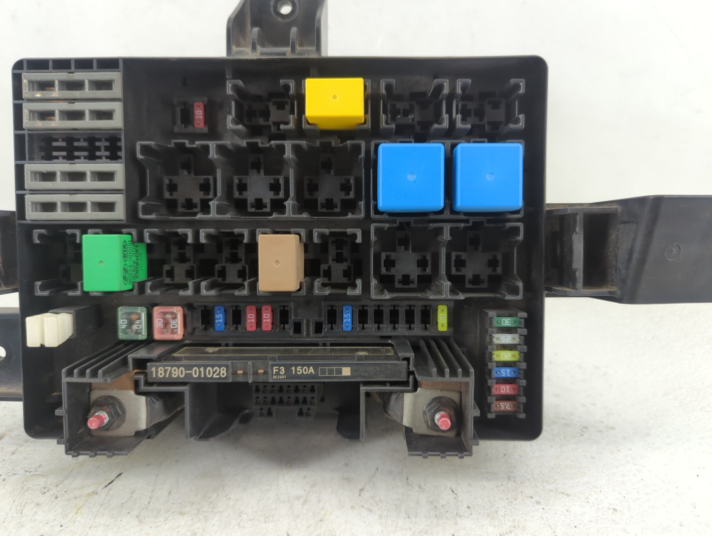 2013-2014 Hyundai Genesis Fusebox Fuse Box Panel Relay Module P/N:91264 2M901 Fits Fits 2013 2014 OEM Used Auto Parts - Oemu