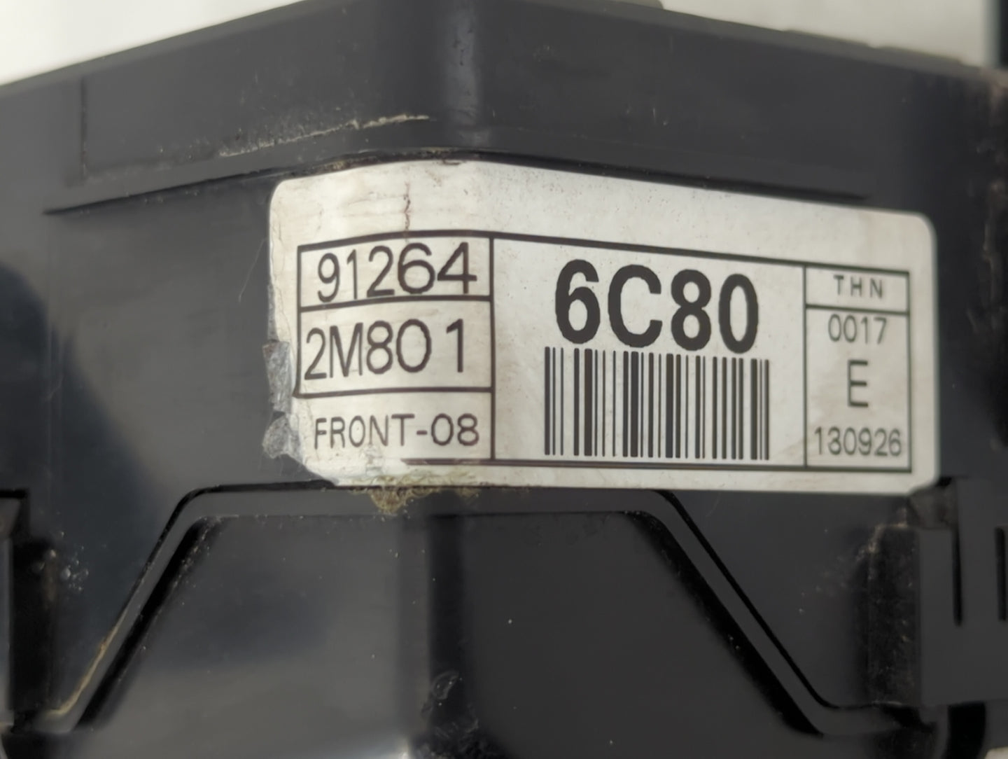 2013-2014 Hyundai Genesis Fusebox Fuse Box Panel Relay Module P/N:91264-2M801 Fits Fits 2013 2014 OEM Used Auto Parts - Oemu