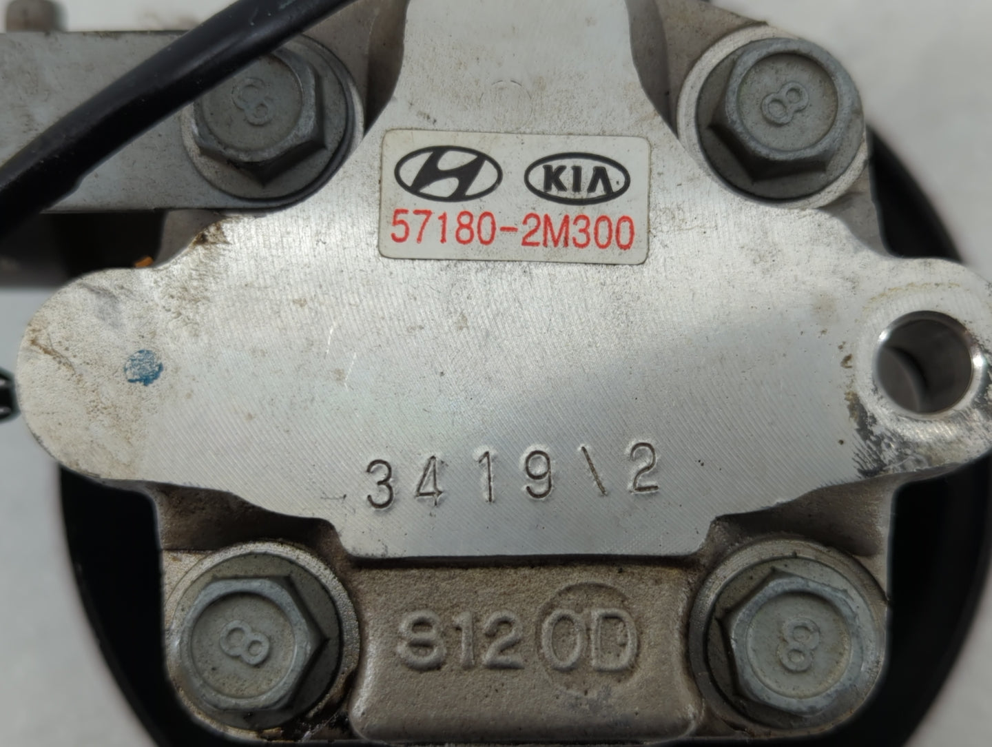 2013-2014 Hyundai Genesis Power Steering Column Pump Oem - Oemusedautoparts1.com
