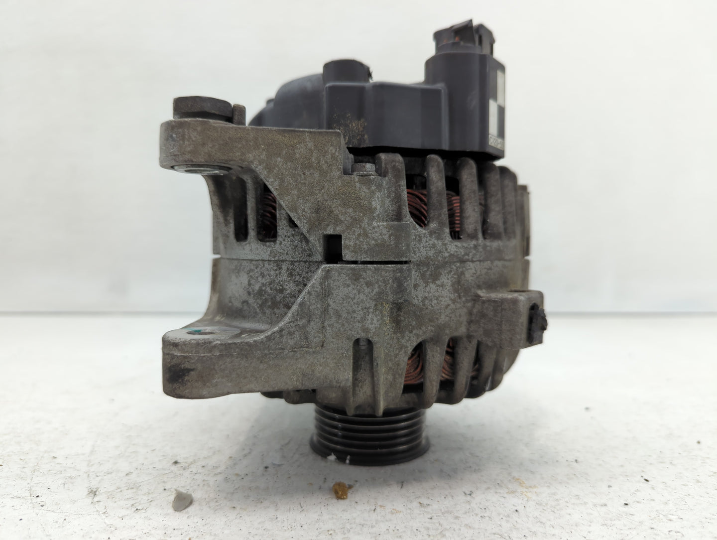 2013-2014 Hyundai Genesis Alternator Replacement Generator Charging Assembly Engine OEM P/N:2614548 37301-2C120 Fits OEM Use