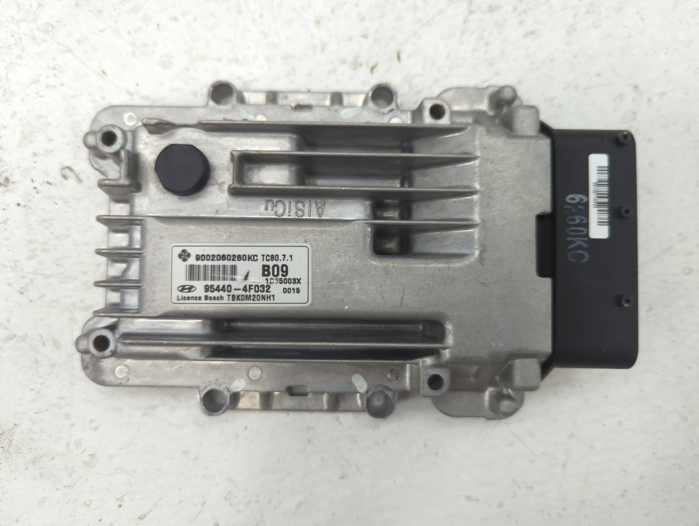 2013-2014 Hyundai Genesis PCM Engine Control Computer ECU ECM PCU OEM P/N:95440-4F032 Fits Fits 2013 2014 OEM Used Auto Part