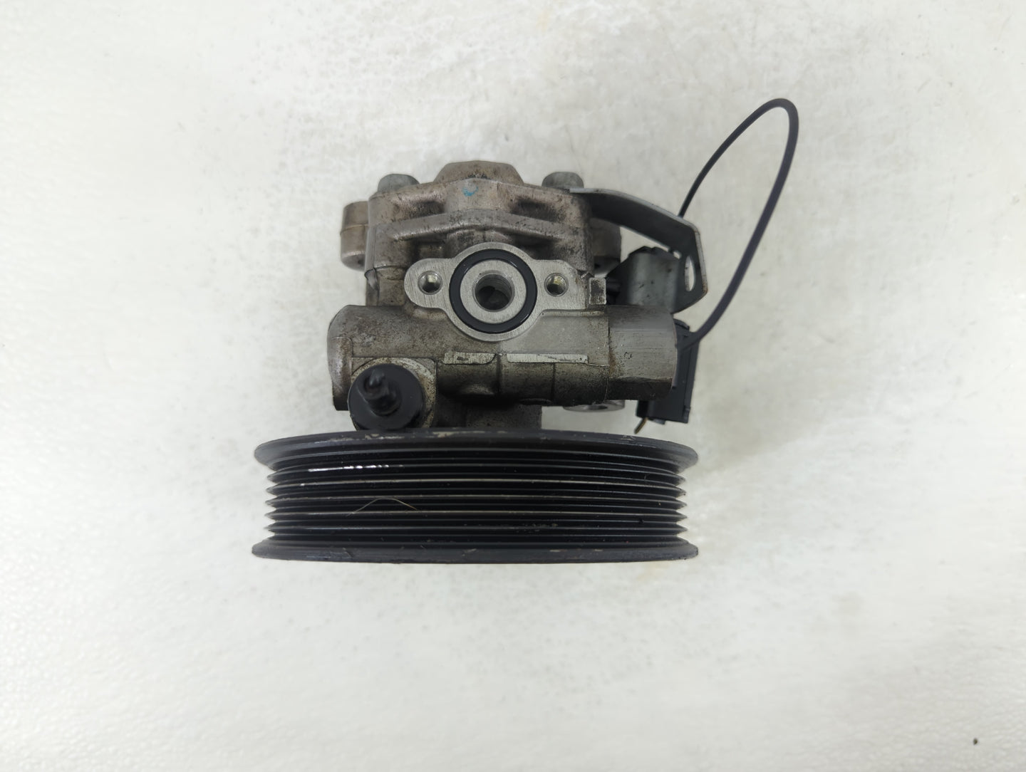 2013-2014 Hyundai Genesis Power Steering Column Pump Oem - Oemusedautoparts1.com