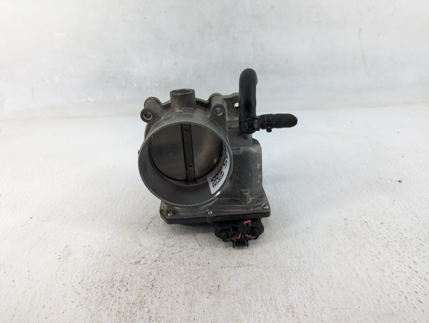 2012-2014 Hyundai Genesis Throttle Body P/N:35100-3CBA0 Fits Fits 2012 2013 2014 OEM Used Auto Parts - Oemusedautoparts1.com