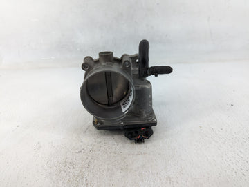 2012-2014 Hyundai Genesis Throttle Body P/N:35100-3CBA0 Fits Fits 2012 2013 2014 OEM Used Auto Parts - Oemusedautoparts1.com