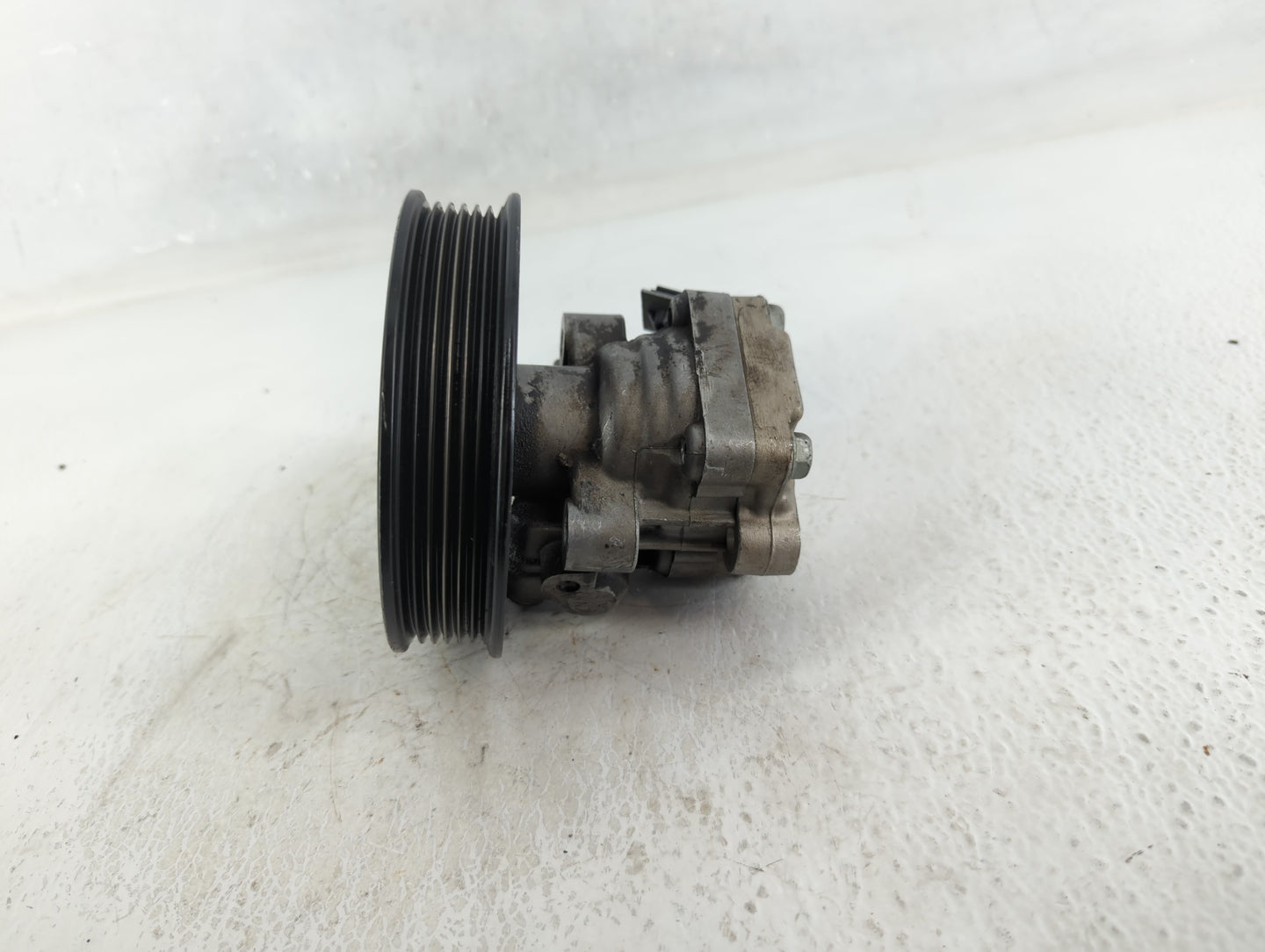 2013-2014 Hyundai Genesis Power Steering Column Pump Oem - Oemusedautoparts1.com