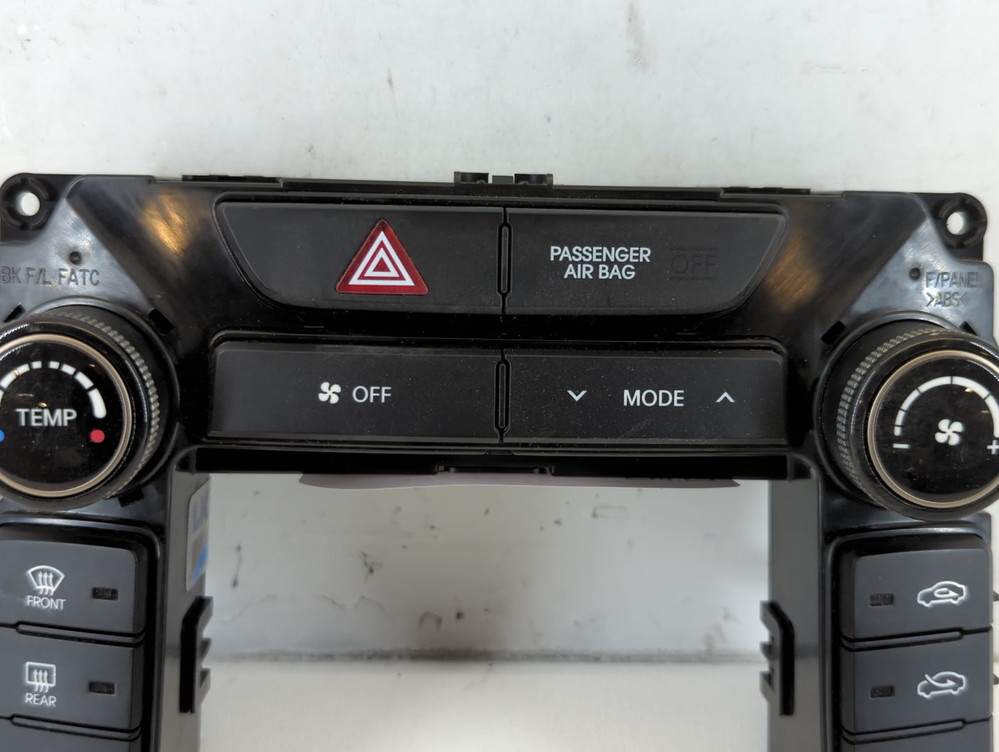 2013-2016 Hyundai Genesis Climate Control Module Temperature AC/Heater Replacement P/N:97250-2MMC0 Fits Fits 2013 2014 2015 