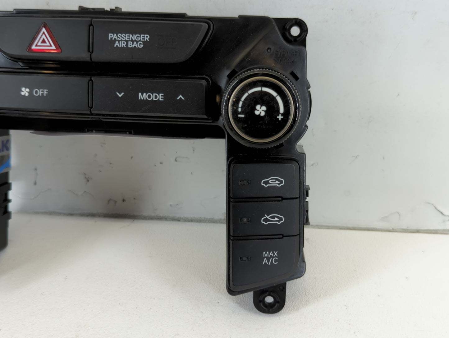 2013-2016 Hyundai Genesis Climate Control Module Temperature AC/Heater Replacement P/N:97250-2MMC0 Fits Fits 2013 2014 2015 