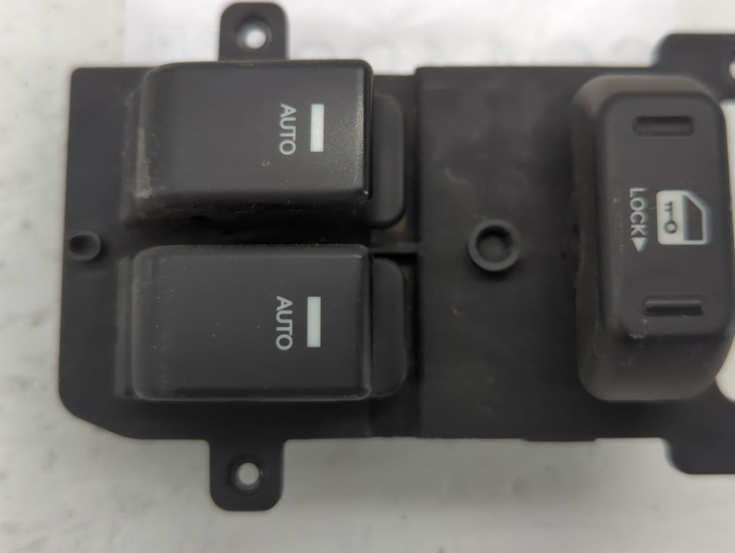 2013-2016 Hyundai Genesis Master Power Window Switch Replacement Driver Side Left P/N:202008374 Fits Fits 2013 2014 2015 201