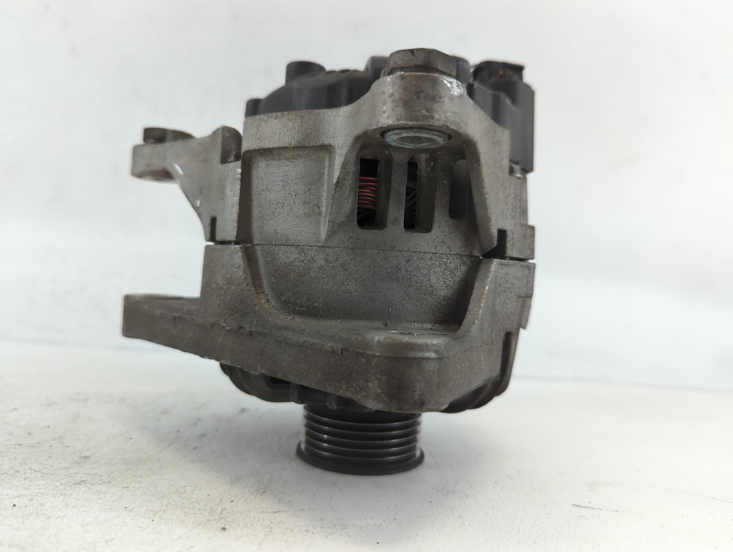 2013-2014 Hyundai Genesis Alternator Replacement Generator Charging Assembly Engine OEM P/N:2614548 37301-2C120 Fits OEM Use