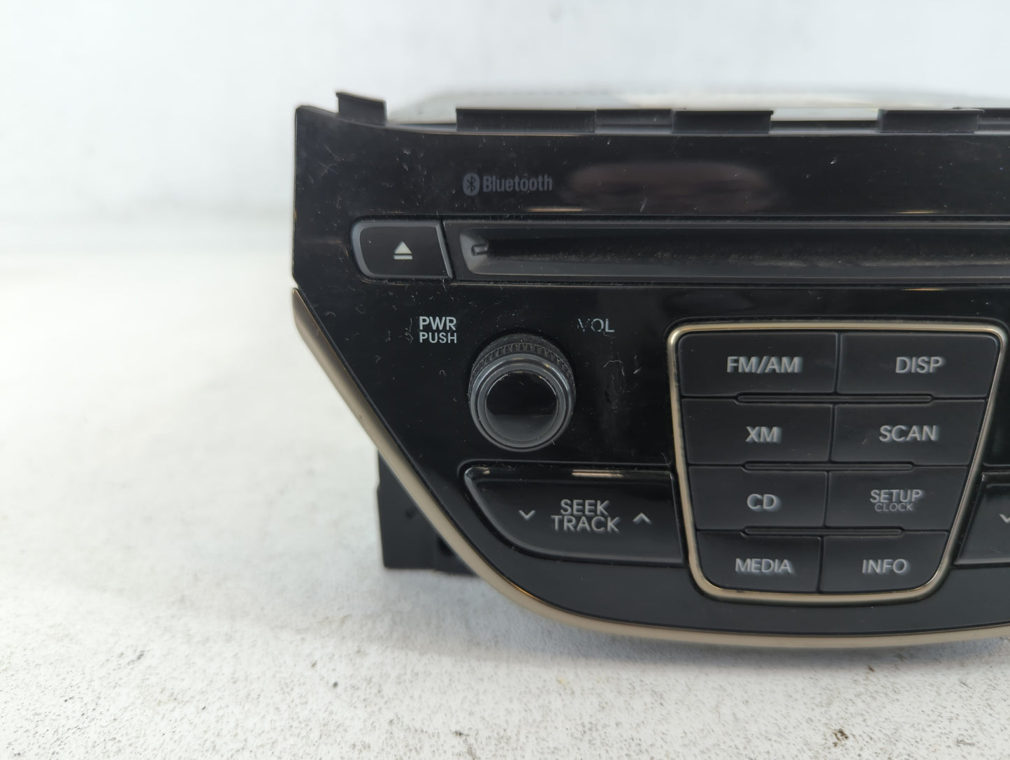 2013-2013 Hyundai Genesis Am Fm Cd Player Radio Receiver - Oemusedautoparts1.com