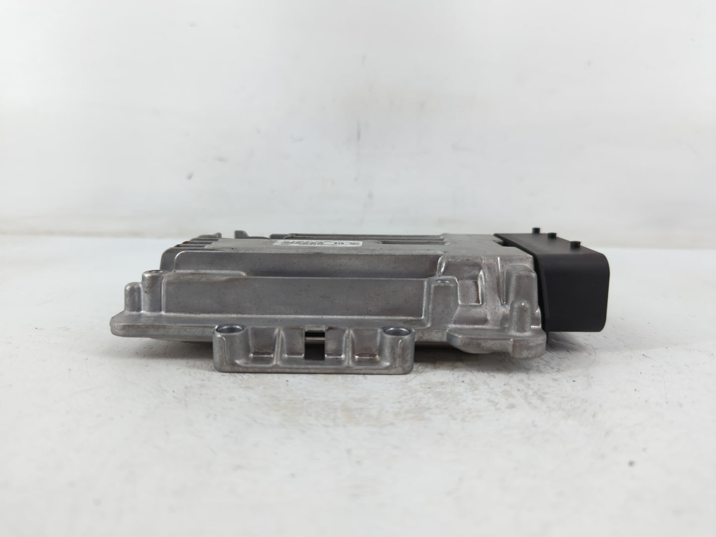 2013-2016 Hyundai Genesis Chassis Control Module Ccm Bcm Body Control - Oemusedautoparts1.com