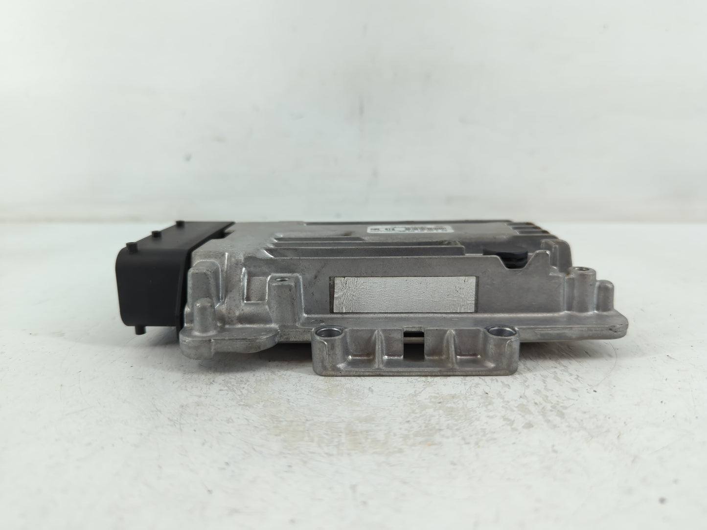 2013-2016 Hyundai Genesis Chassis Control Module Ccm Bcm Body Control - Oemusedautoparts1.com
